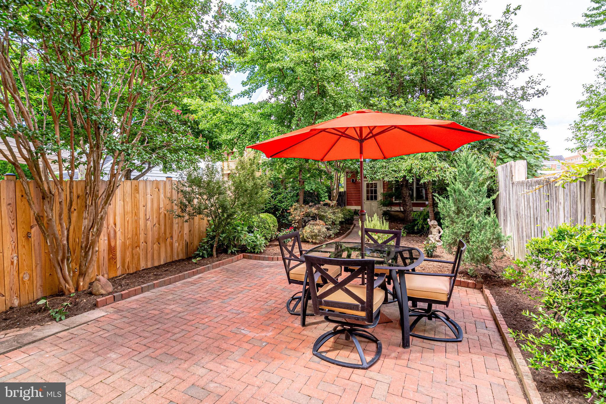 OLD TOWN - Residential