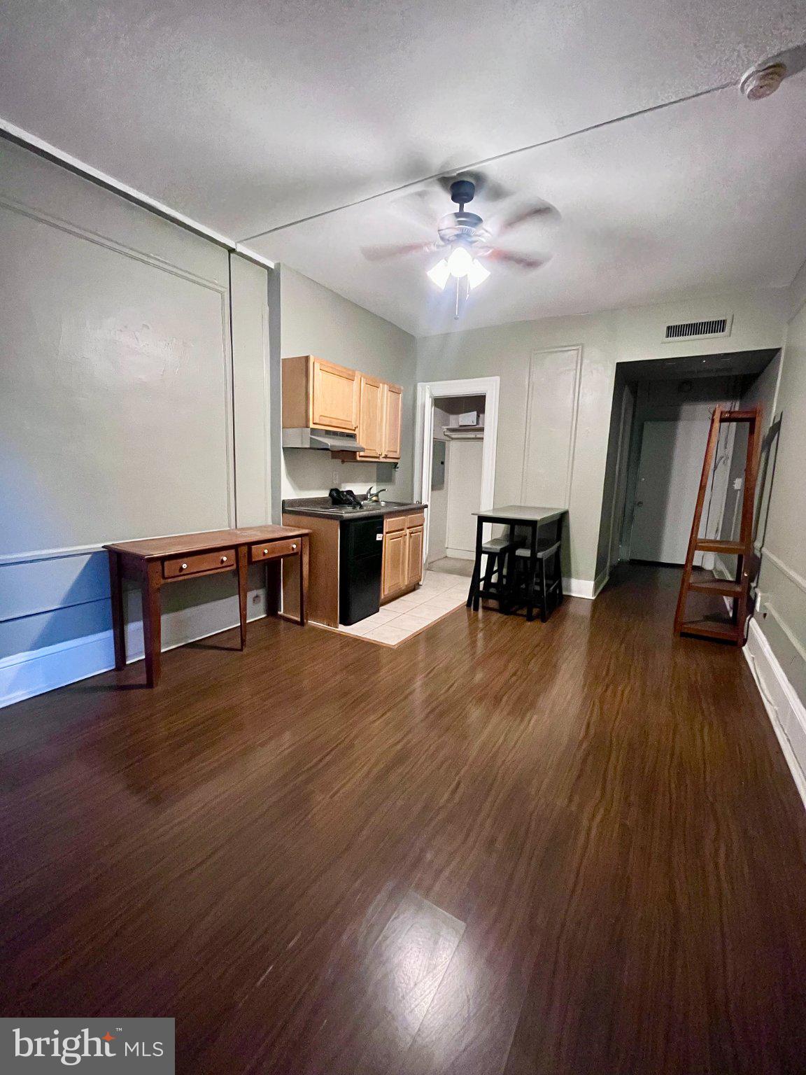 1324 LOCUST STREET 501