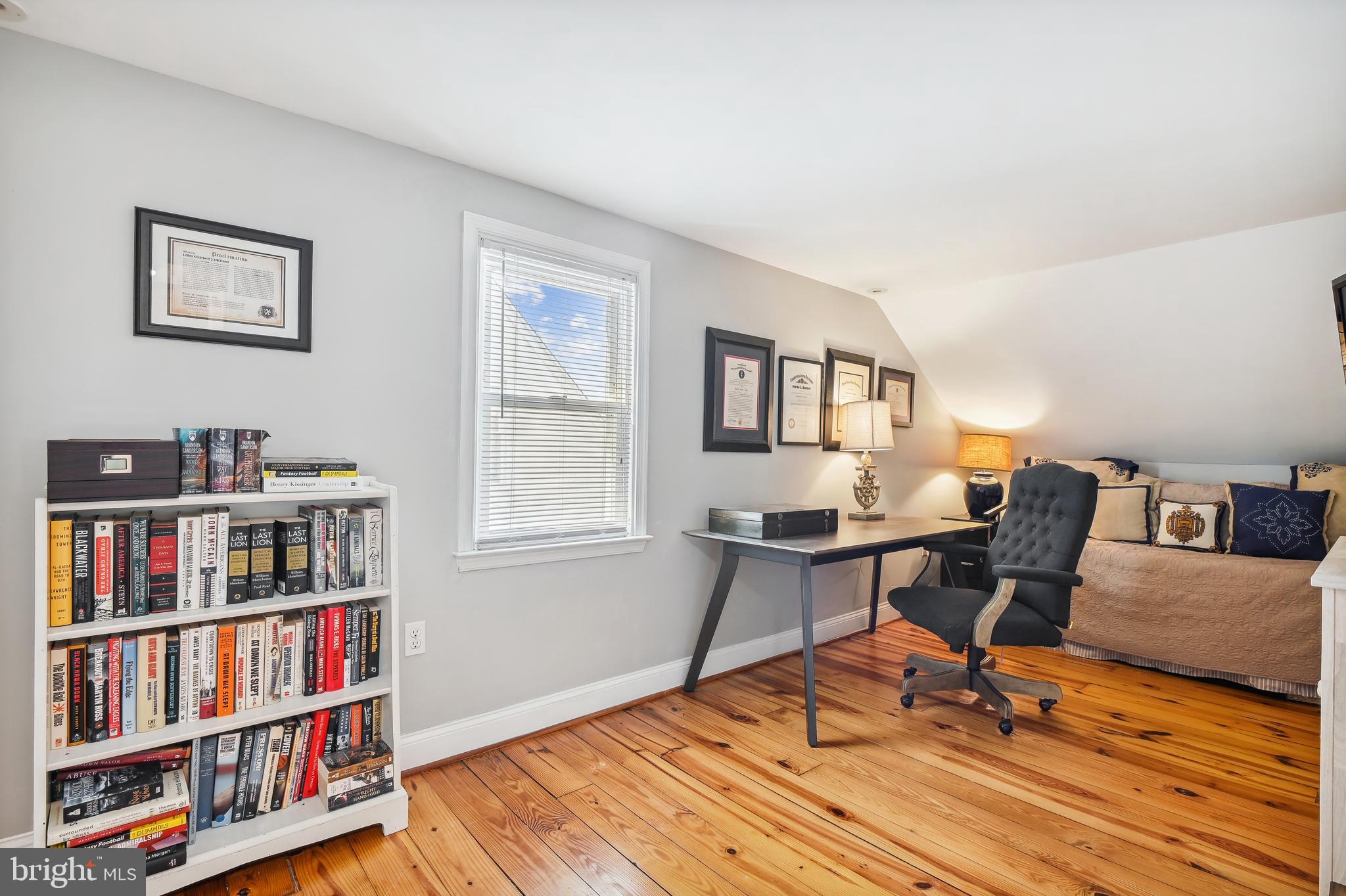 HOMEWOOD - Residential