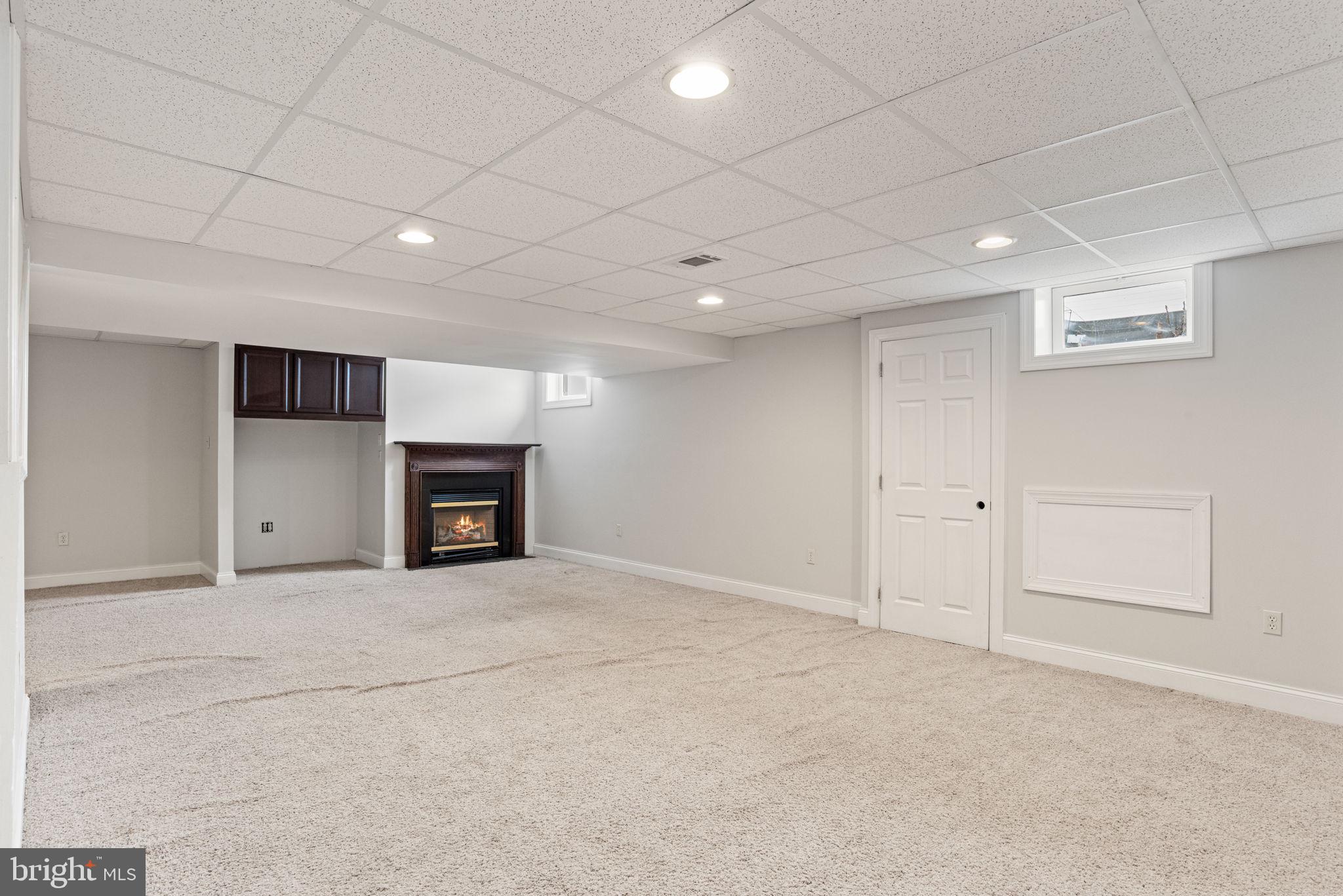 MT STREAM VILLAGE - Residential