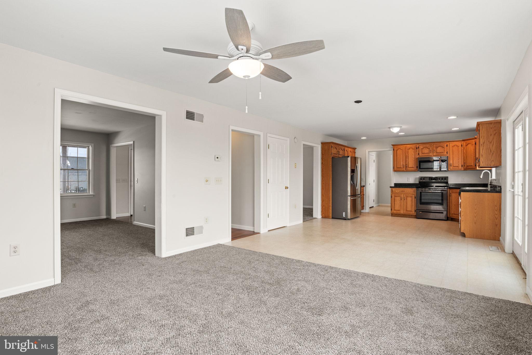 MT STREAM VILLAGE - Residential