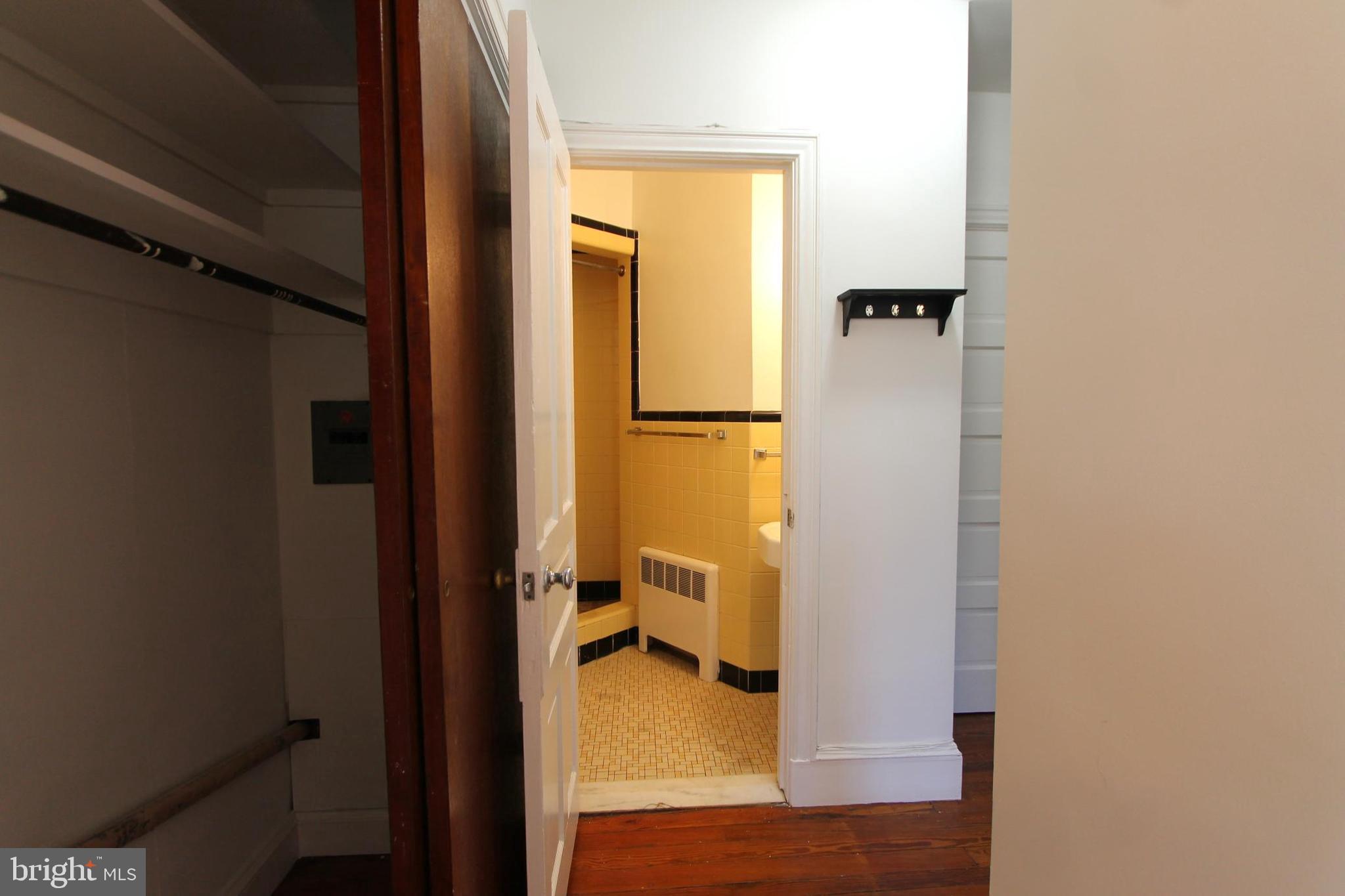 GERMANTOWN - Residential Lease