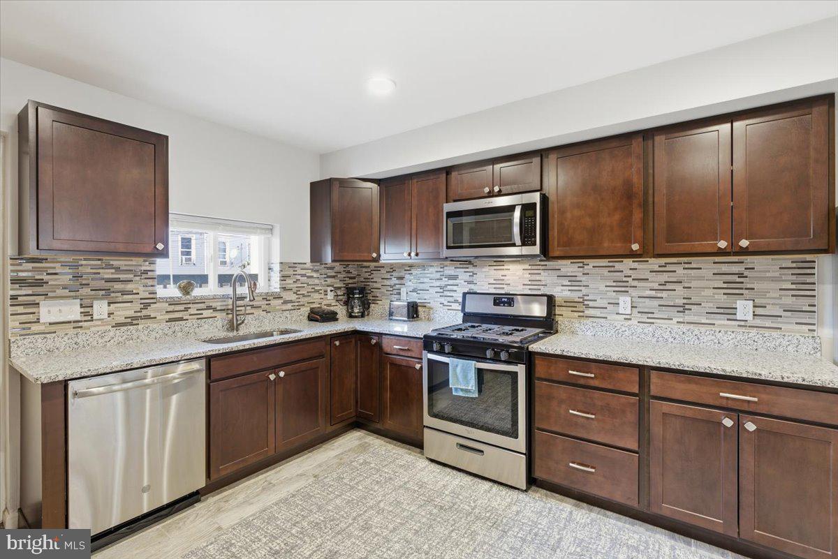 GREEKTOWN - Residential