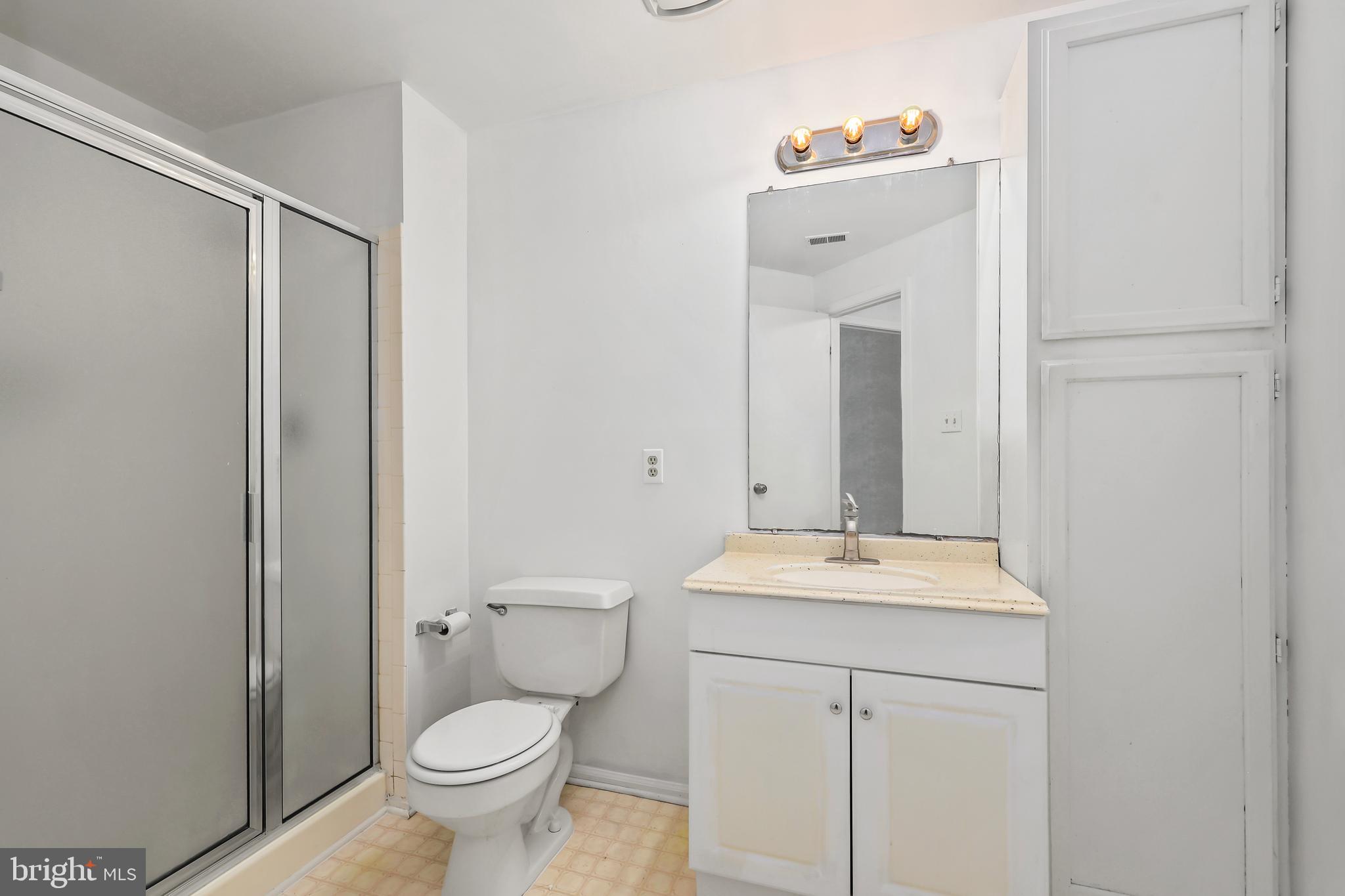 QUAIL HOLLOW - Residential