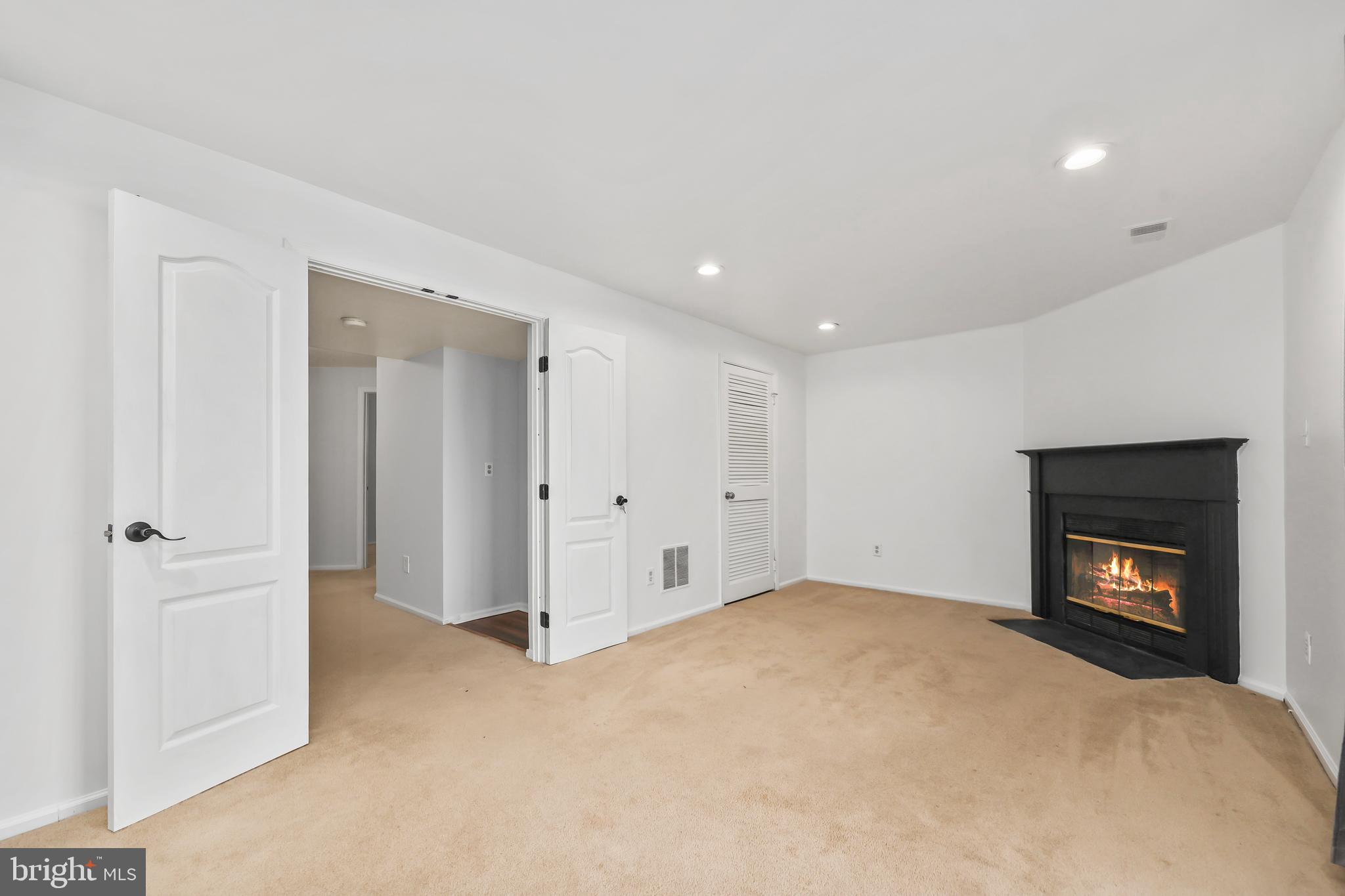 QUAIL HOLLOW - Residential