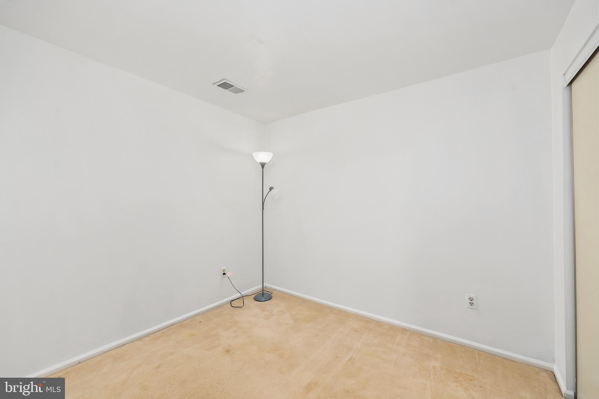 QUAIL HOLLOW - Residential