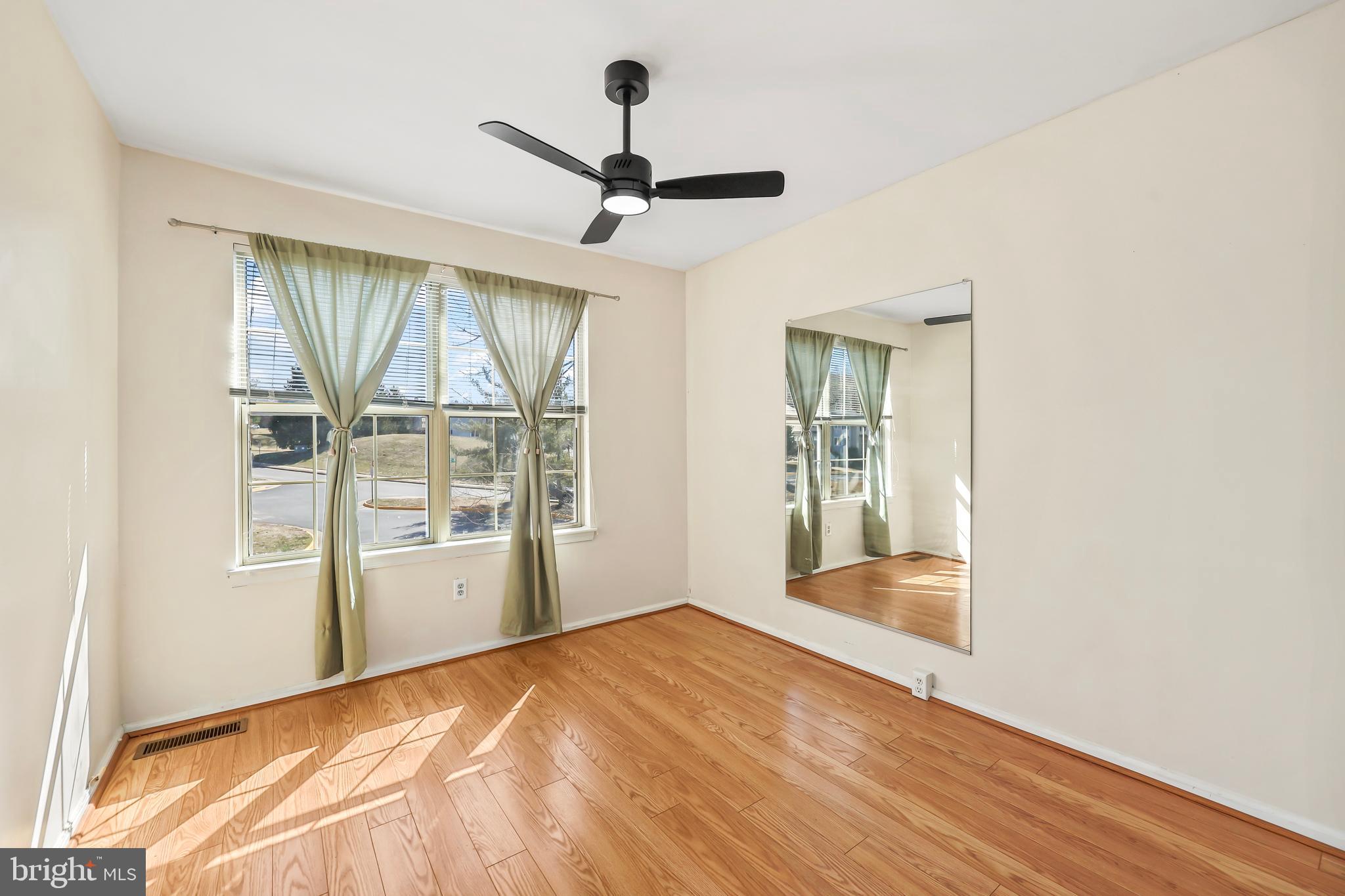 QUAIL HOLLOW - Residential