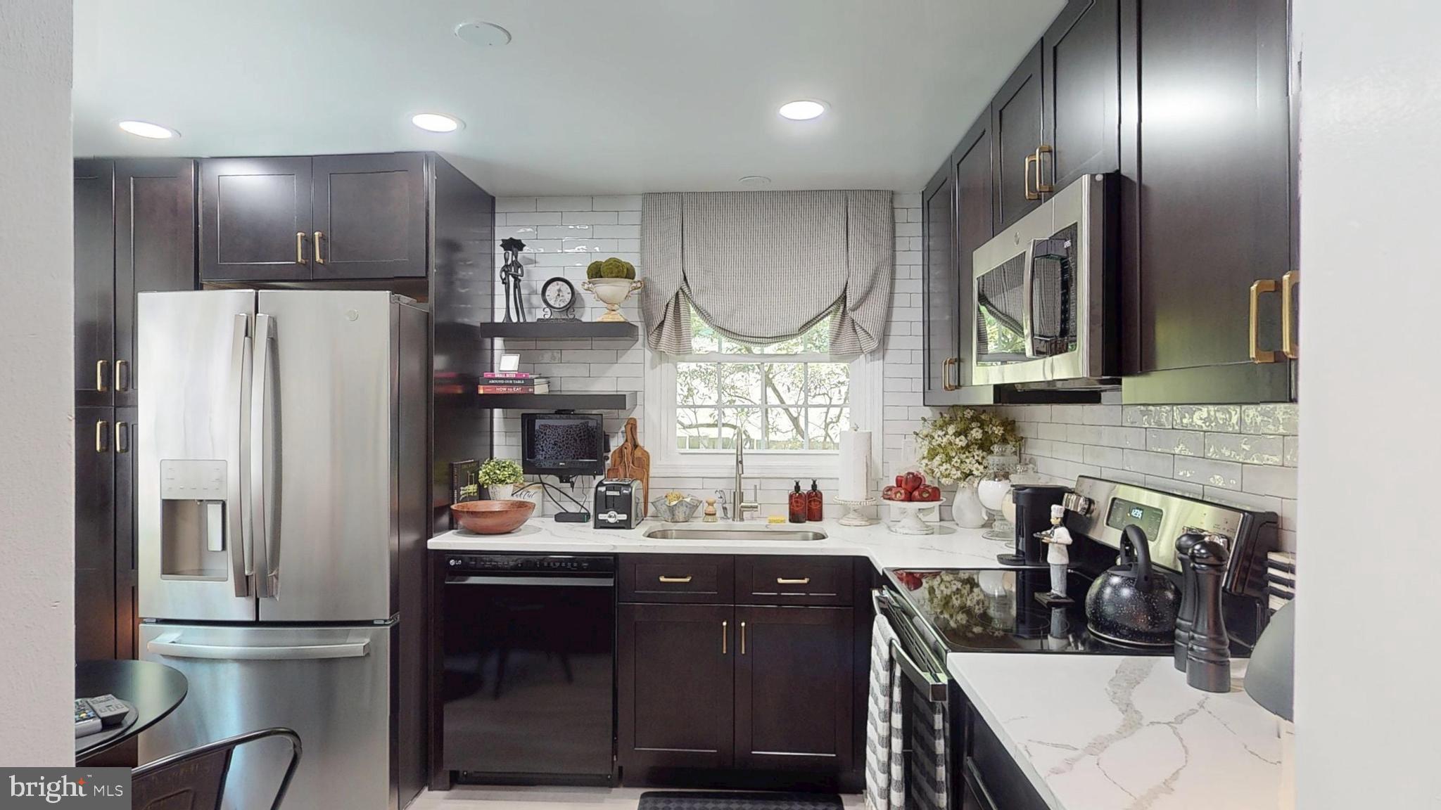 MILL CREEK SOUTH - Residential