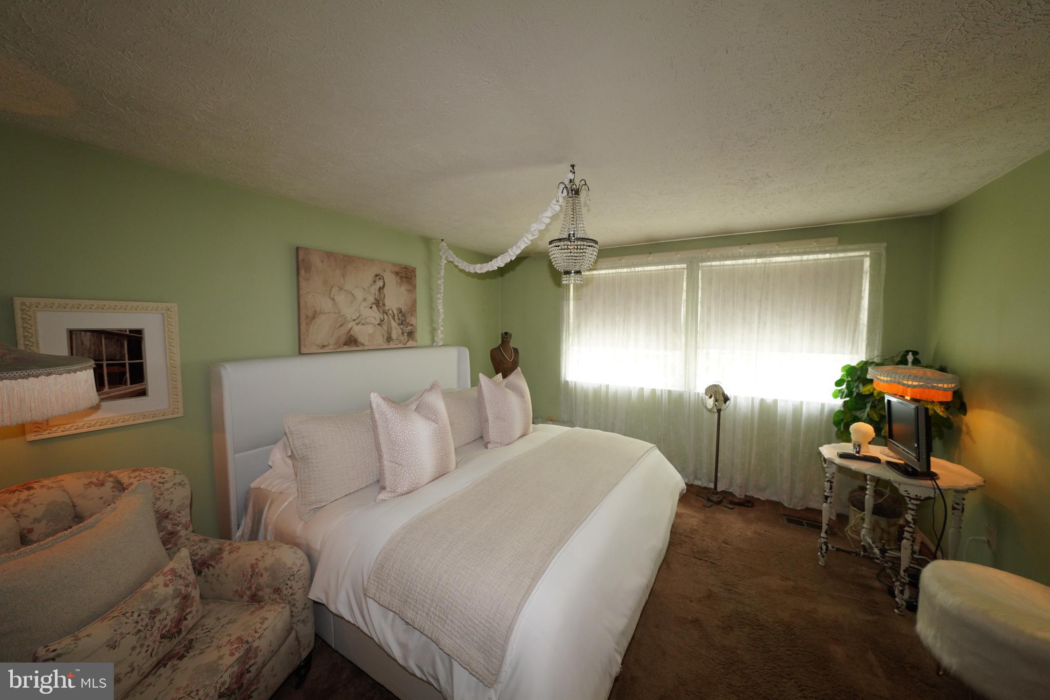 MILL CREEK SOUTH - Residential