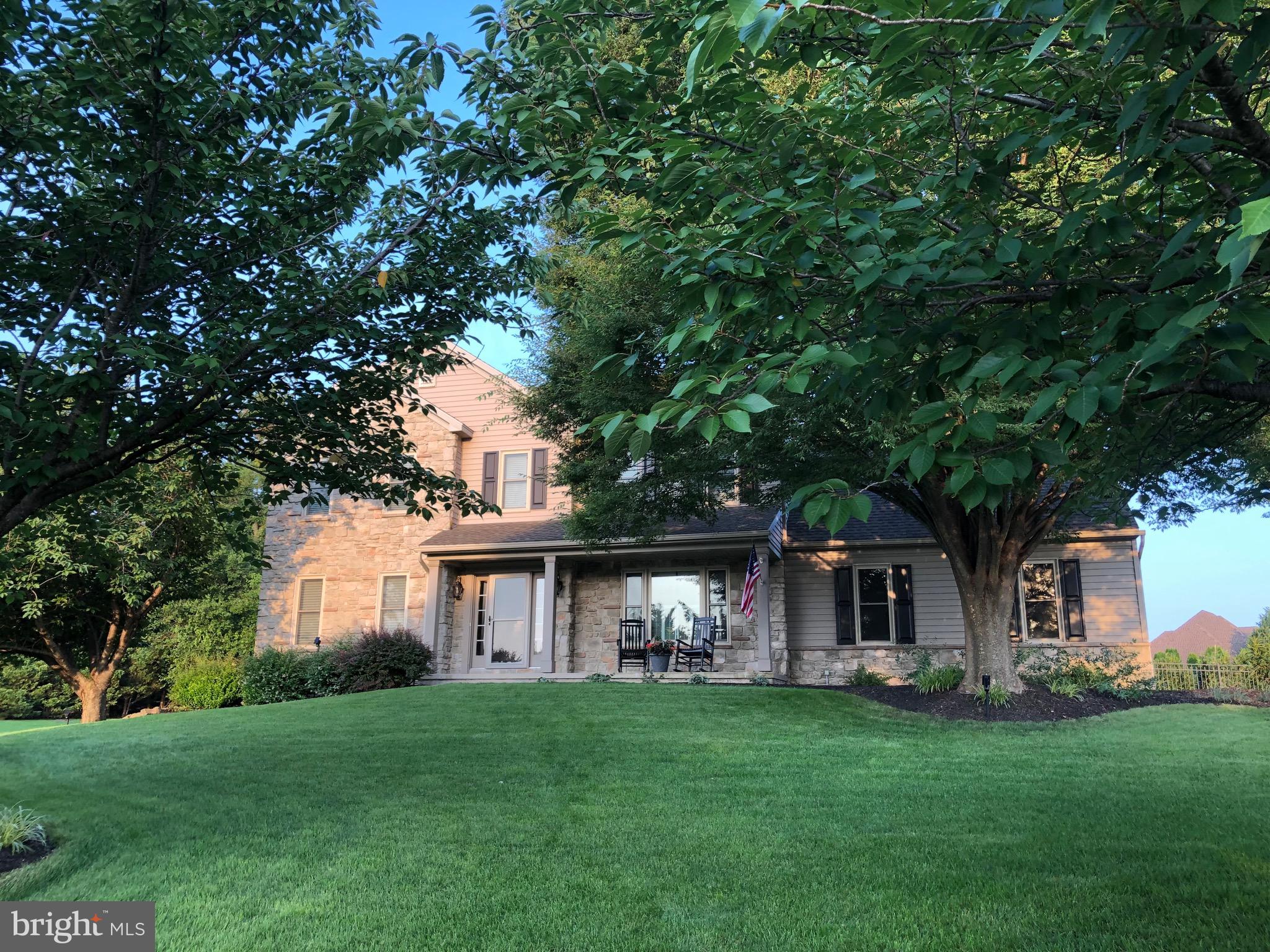 75 RIDING SILKS LANE