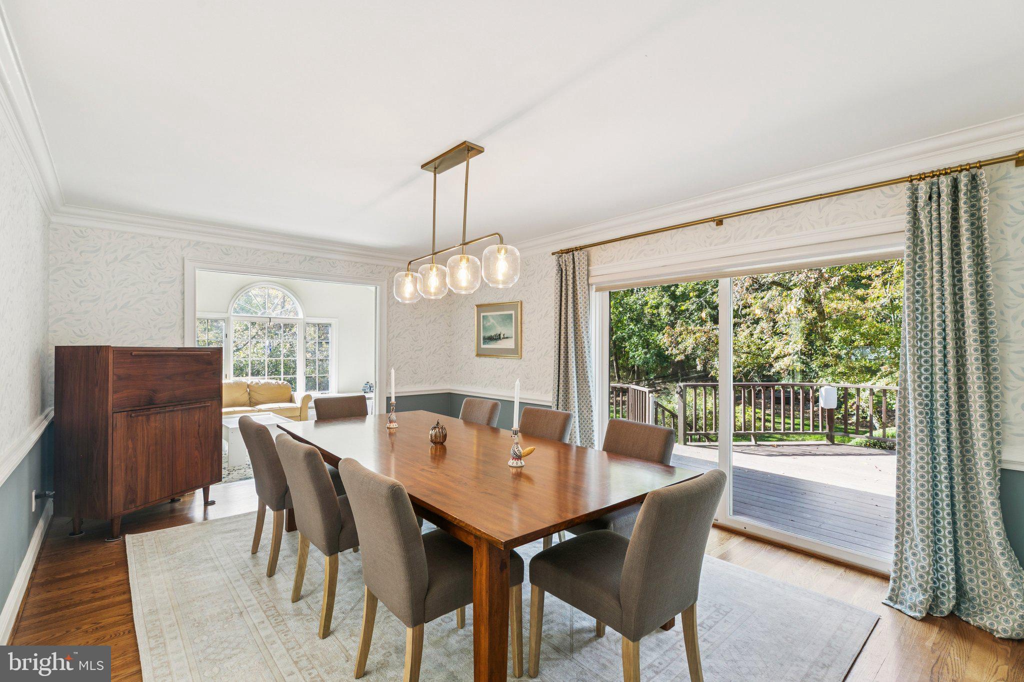 SHADY GROVE MANOR - Residential