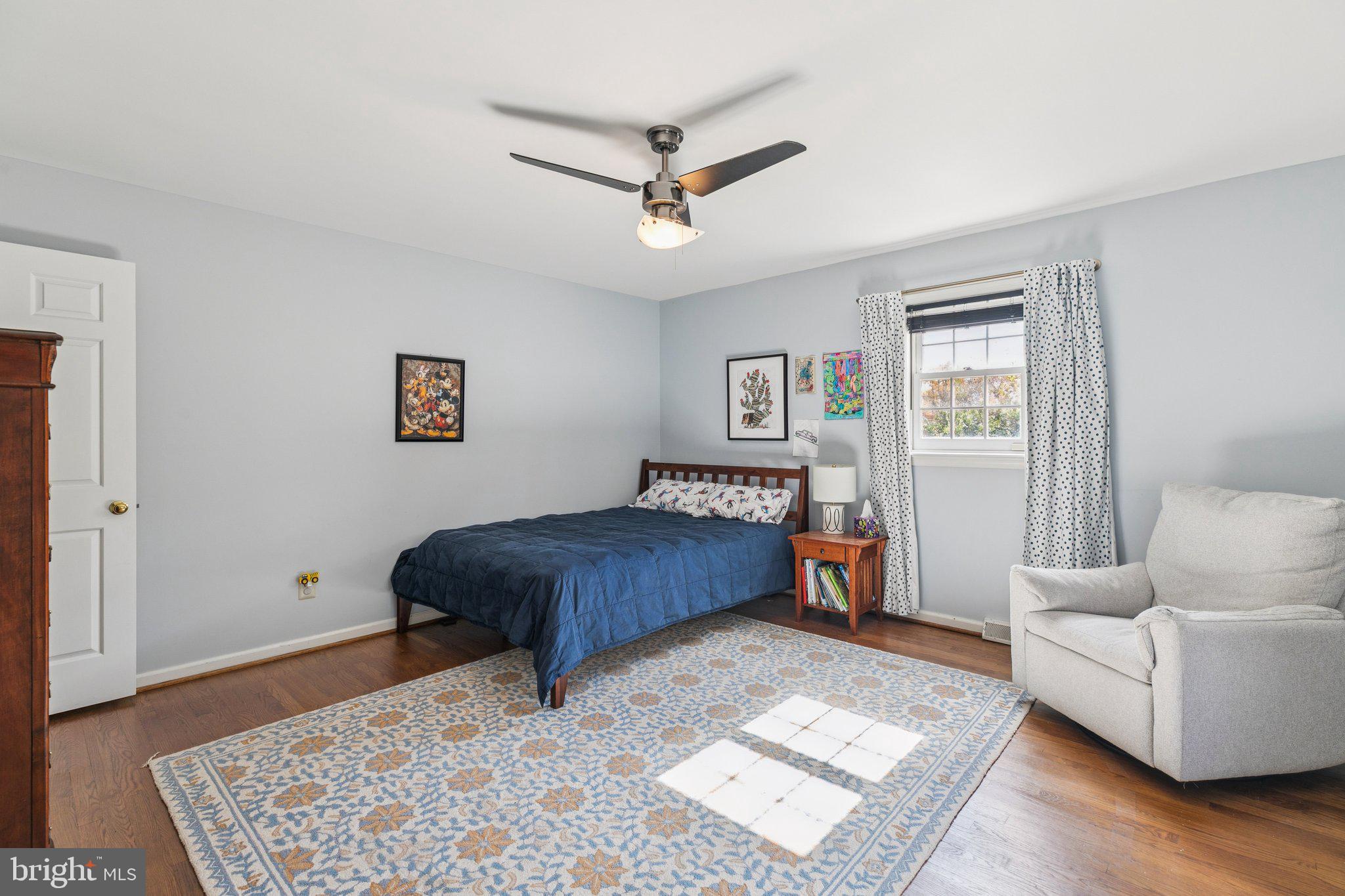 SHADY GROVE MANOR - Residential