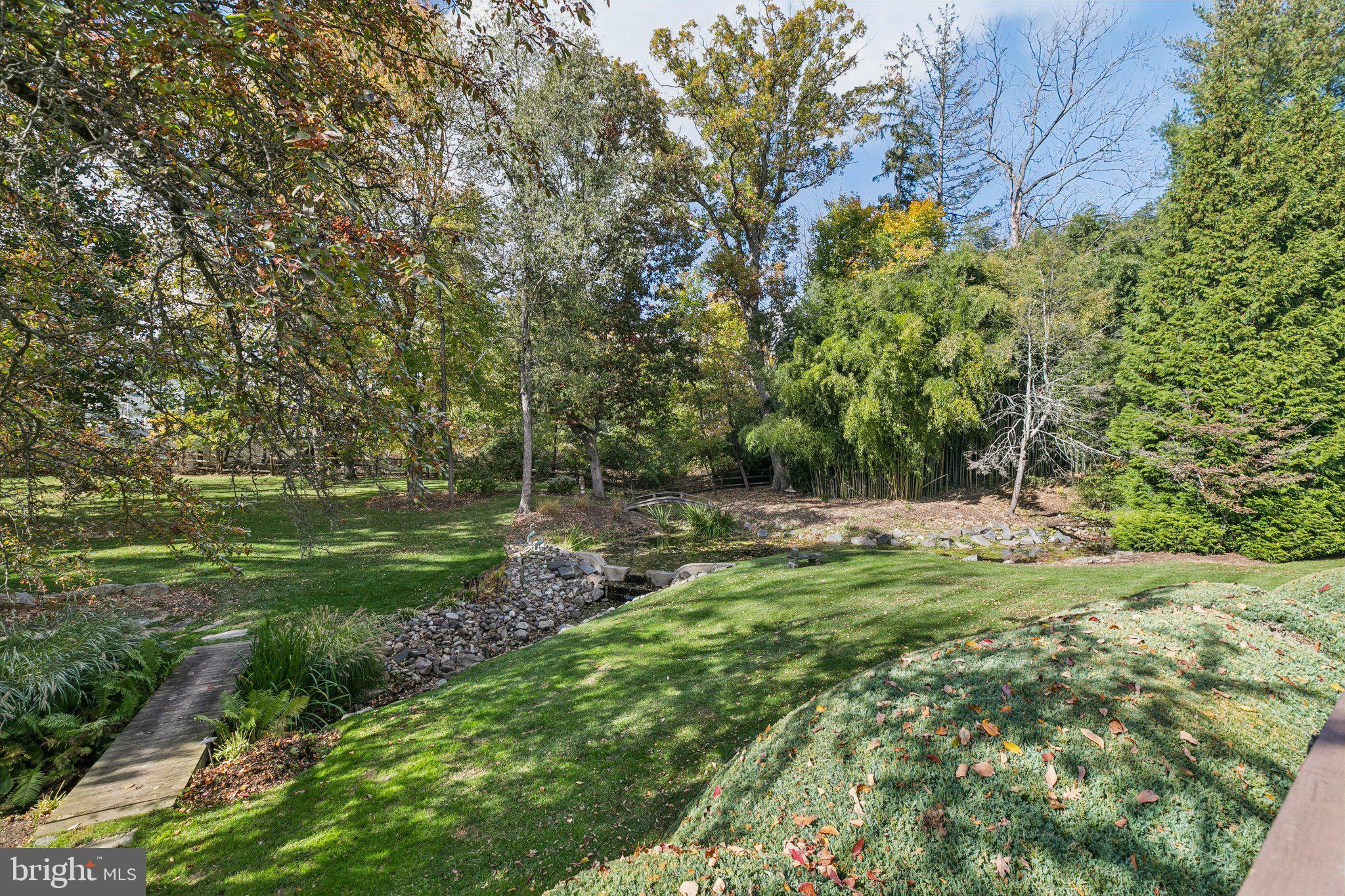 SHADY GROVE MANOR - Residential