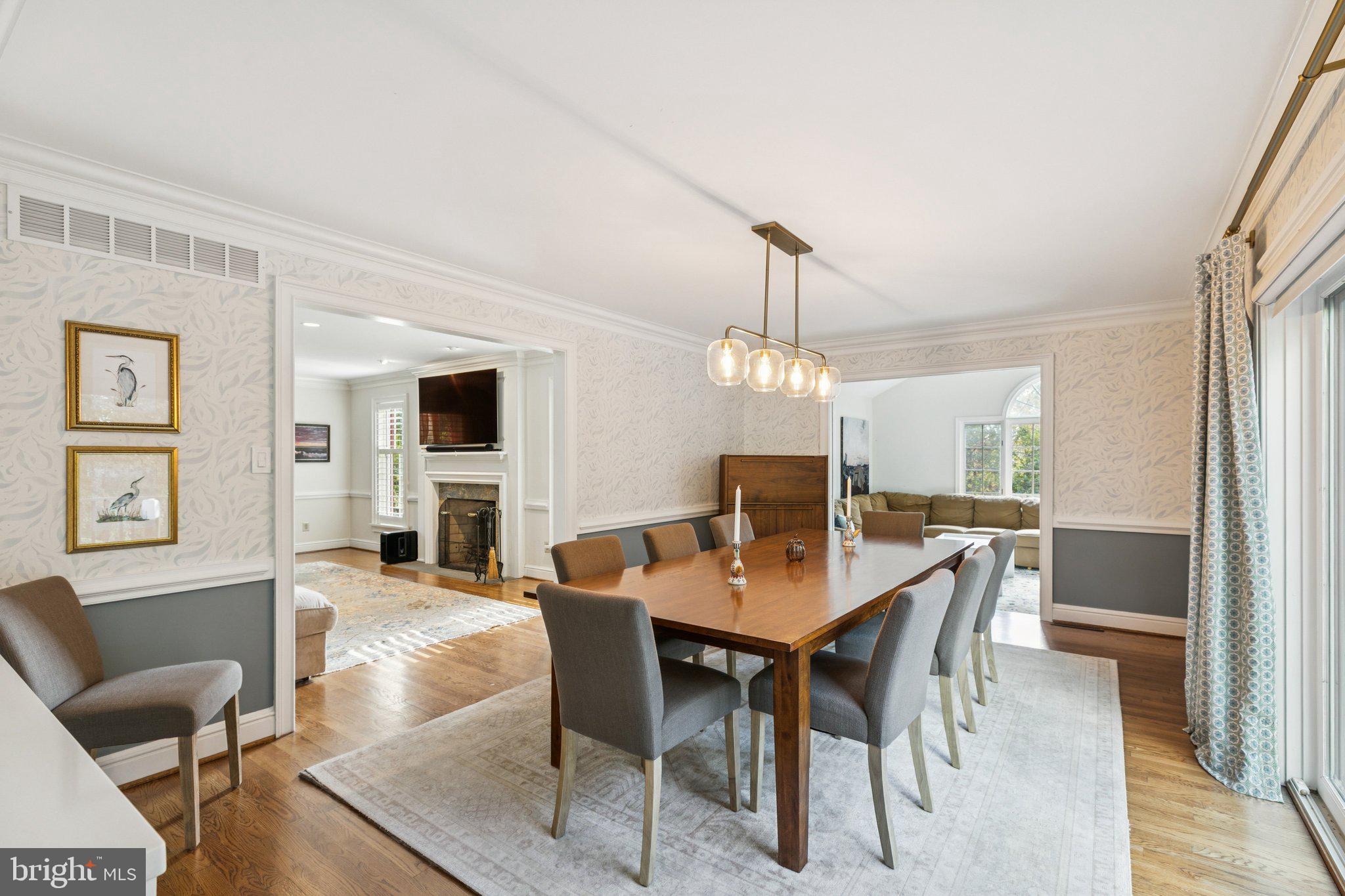 SHADY GROVE MANOR - Residential