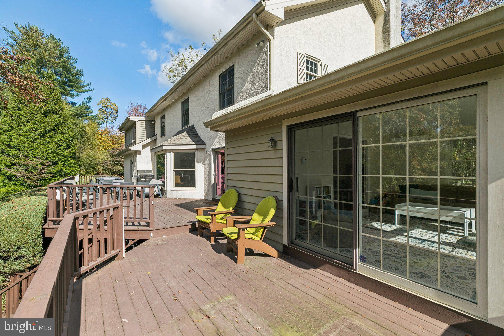 SHADY GROVE MANOR - Residential