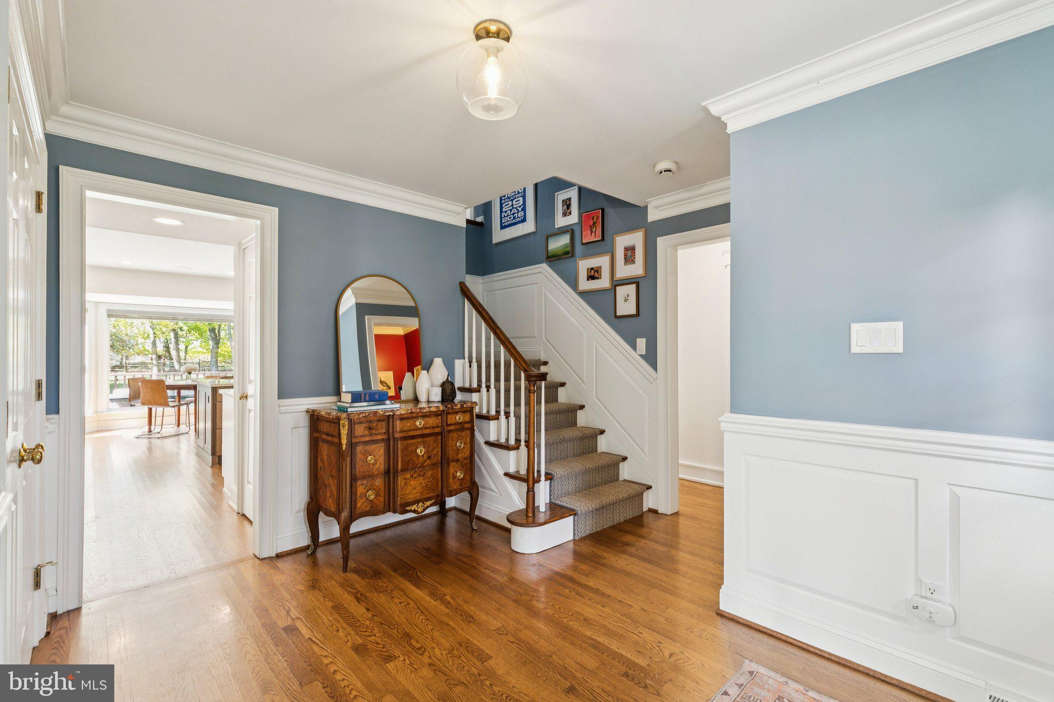 SHADY GROVE MANOR - Residential