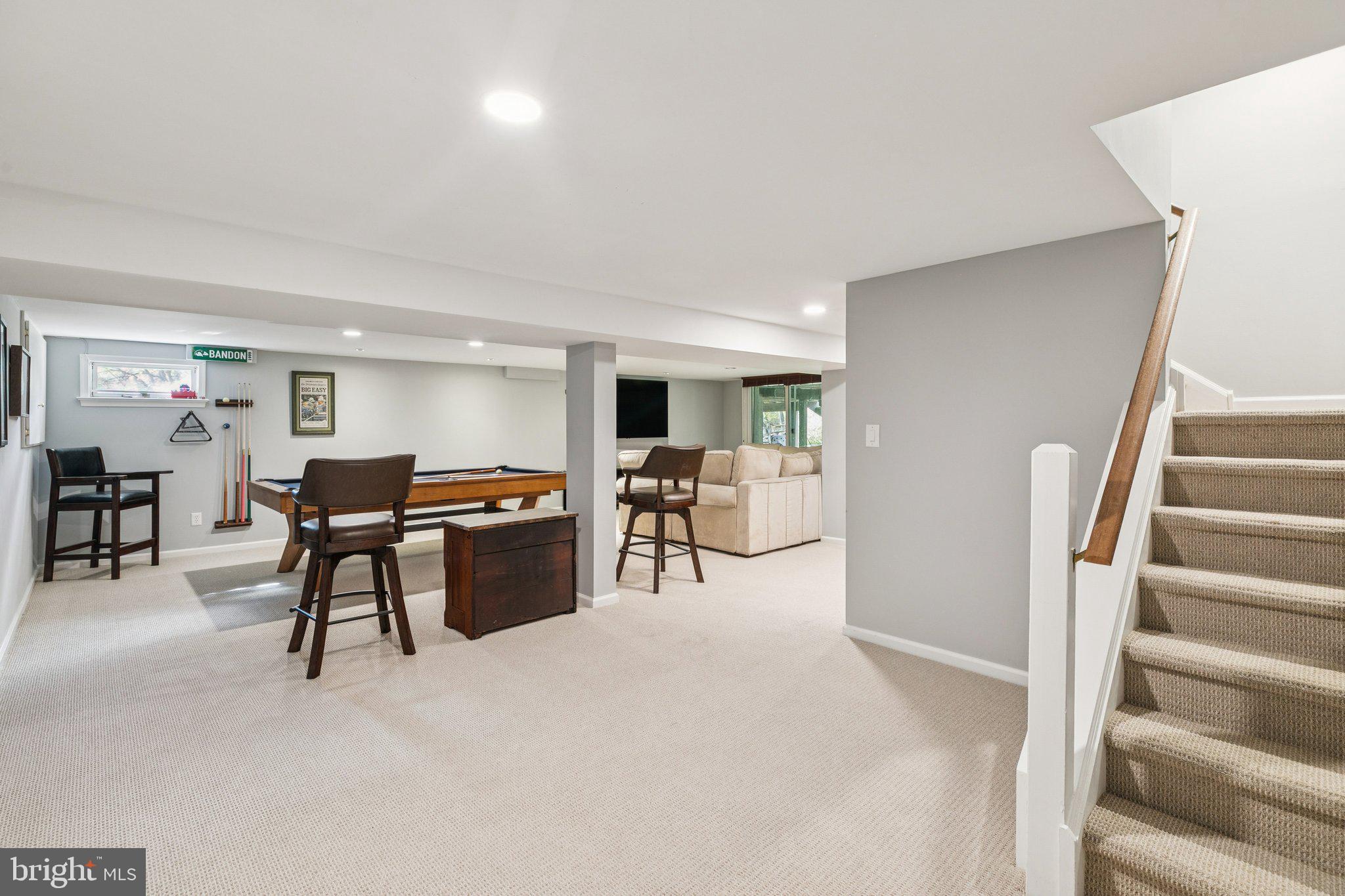 SHADY GROVE MANOR - Residential