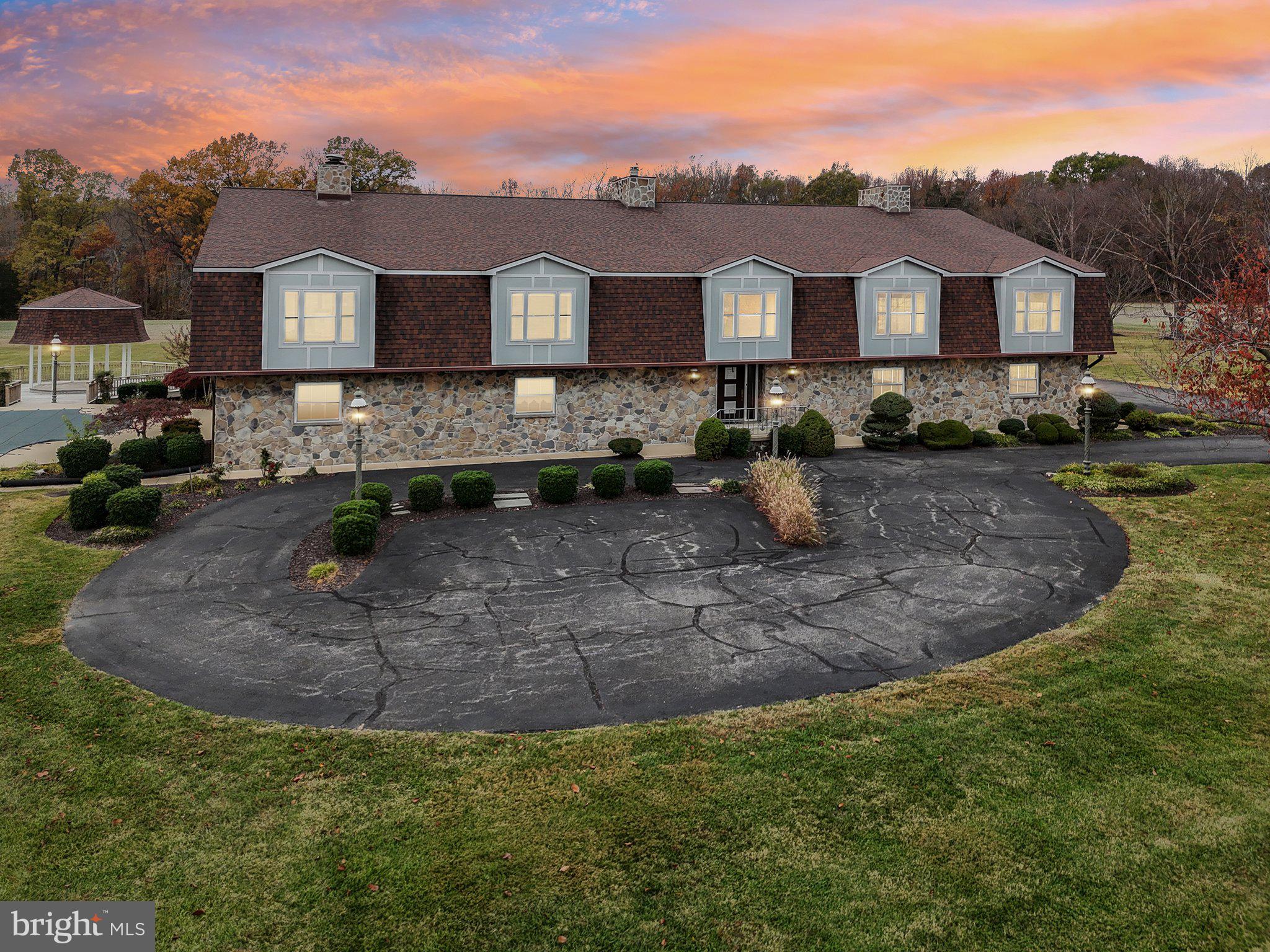9100 LANSEAIR FARM