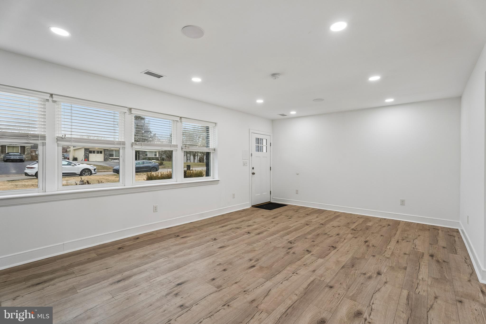 CALIFORNIAN - Residential