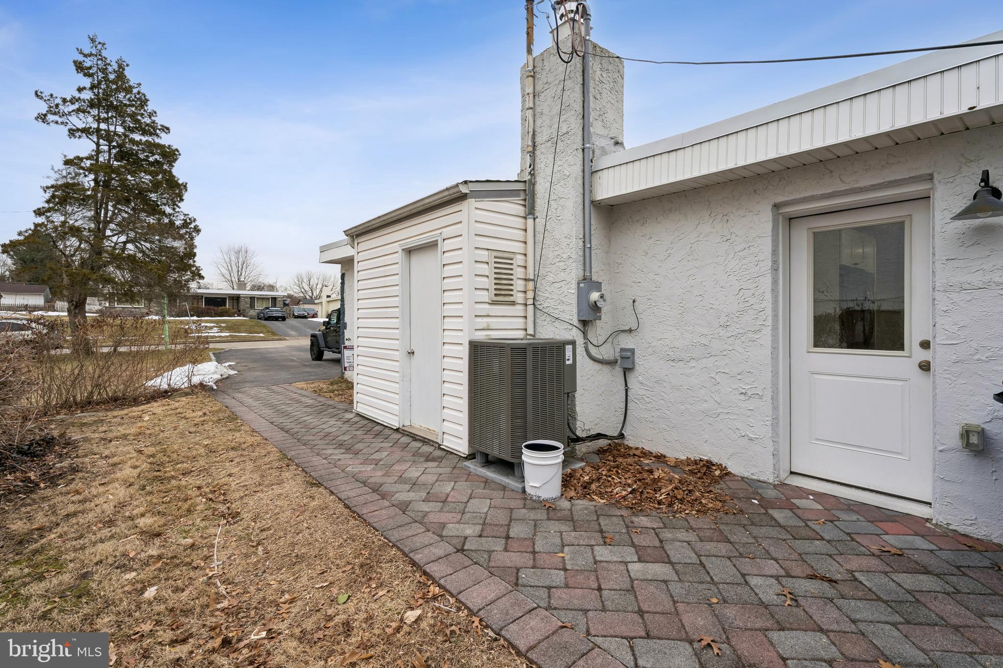 CALIFORNIAN - Residential