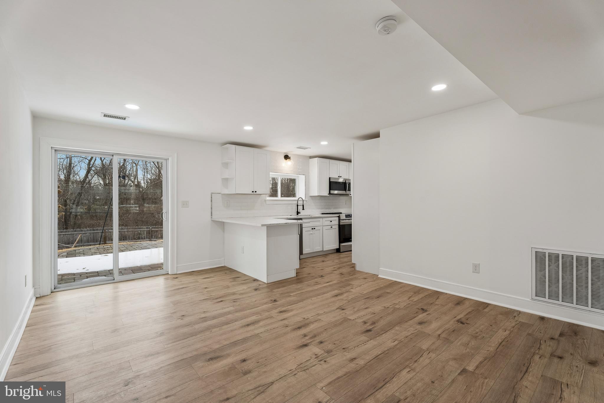 CALIFORNIAN - Residential