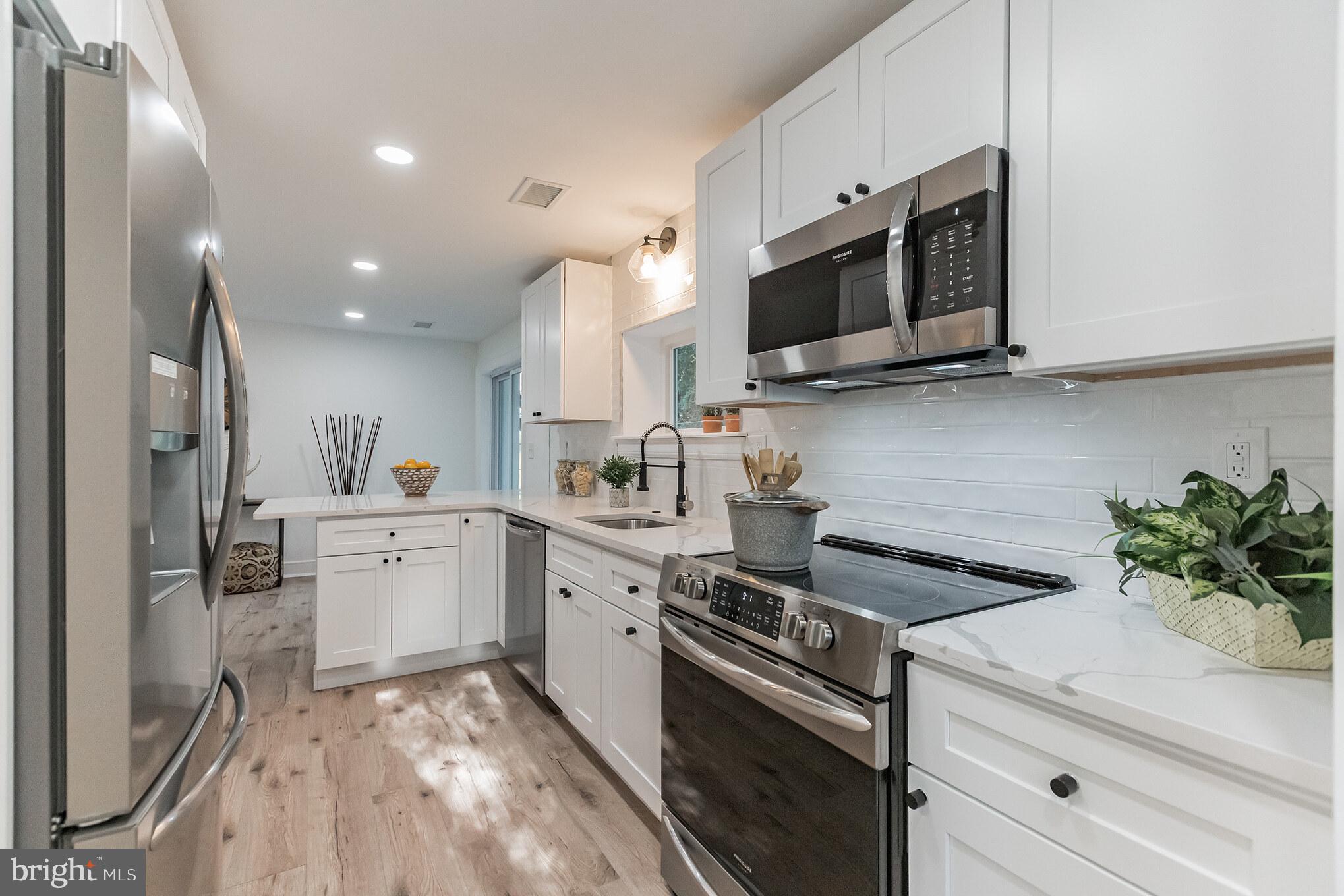 CALIFORNIAN - Residential