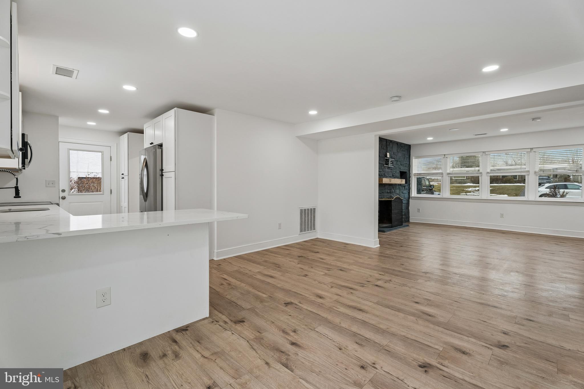 CALIFORNIAN - Residential