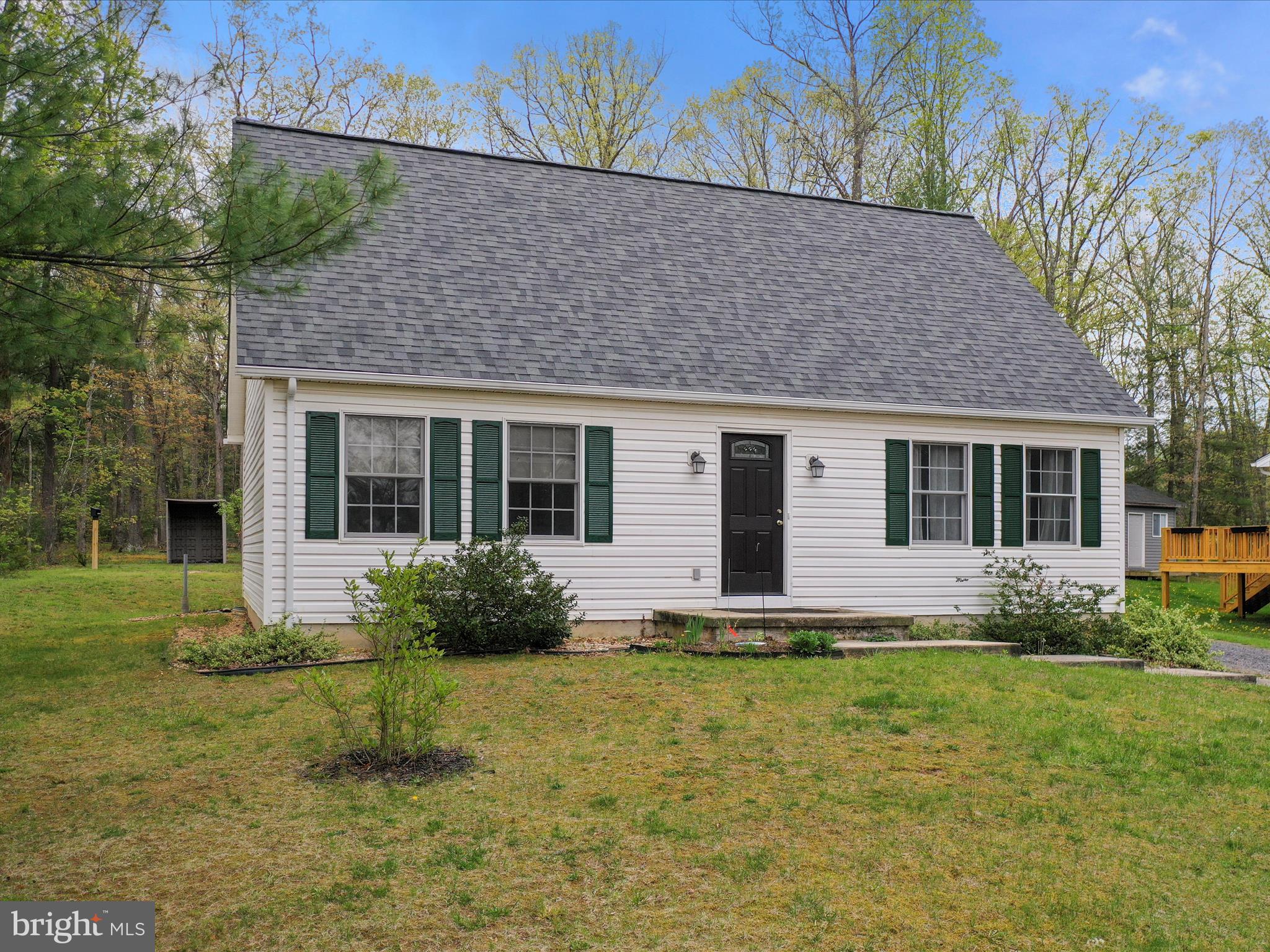 WARDEN ACRES - Residential