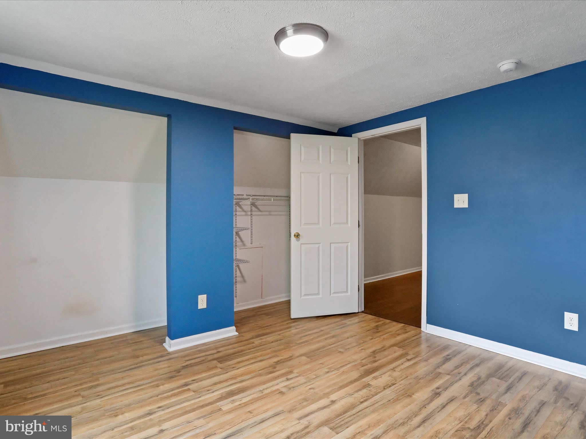 WARDEN ACRES - Residential