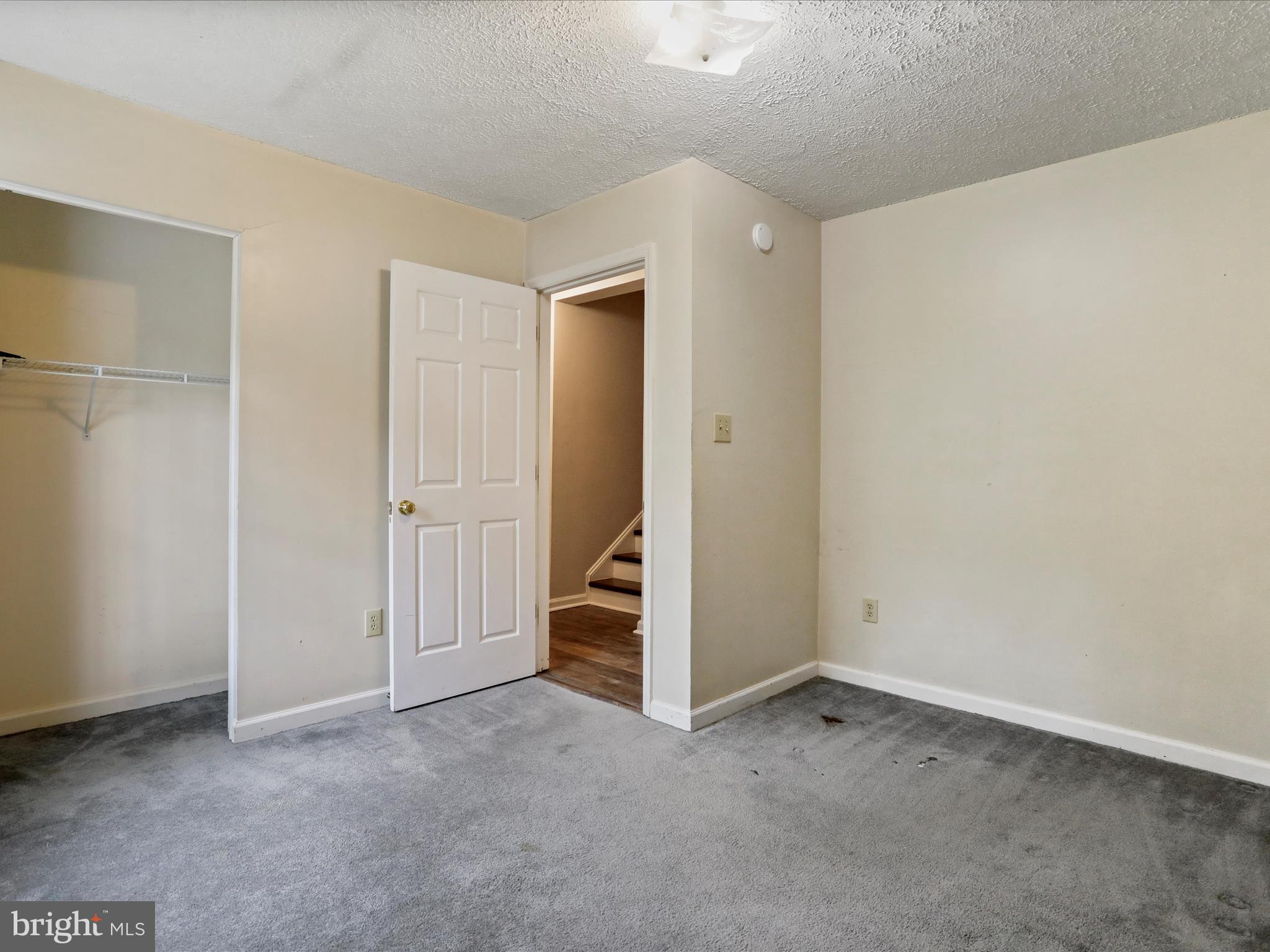 WARDEN ACRES - Residential