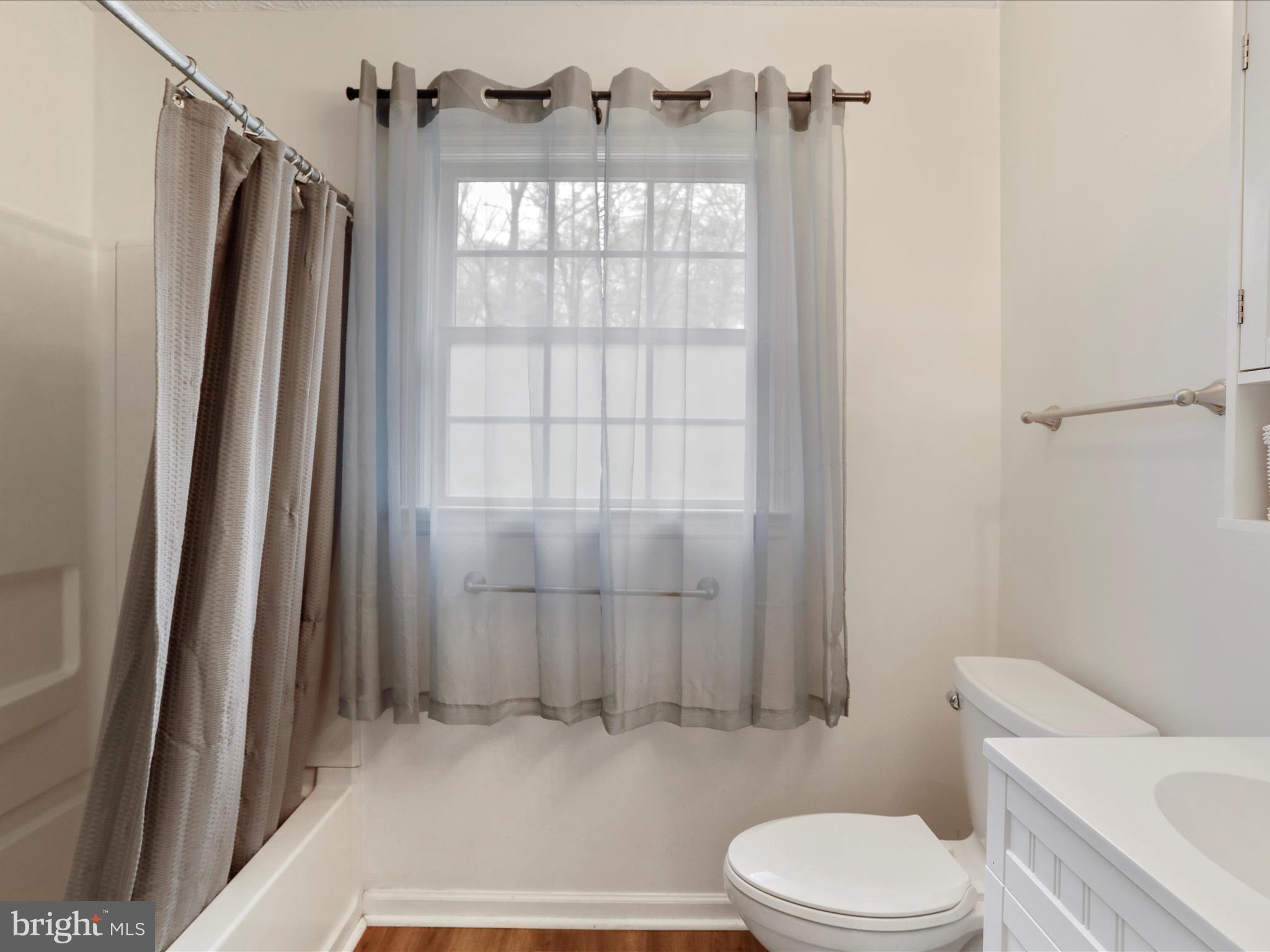 WARDEN ACRES - Residential