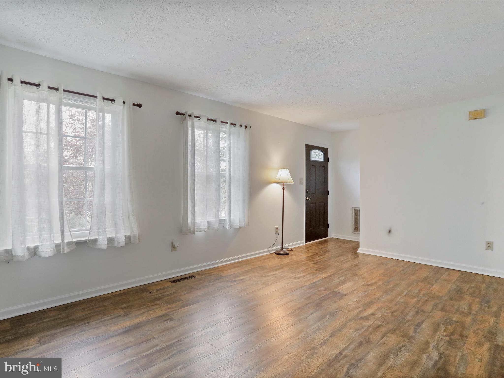 WARDEN ACRES - Residential