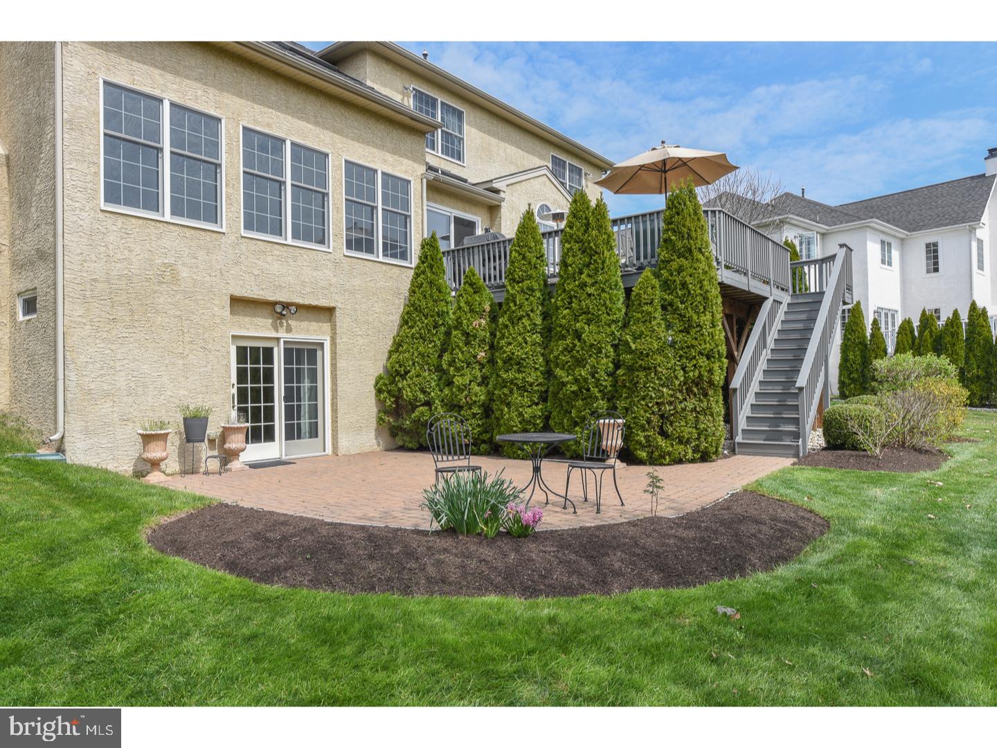 RIVERCREST - Residential