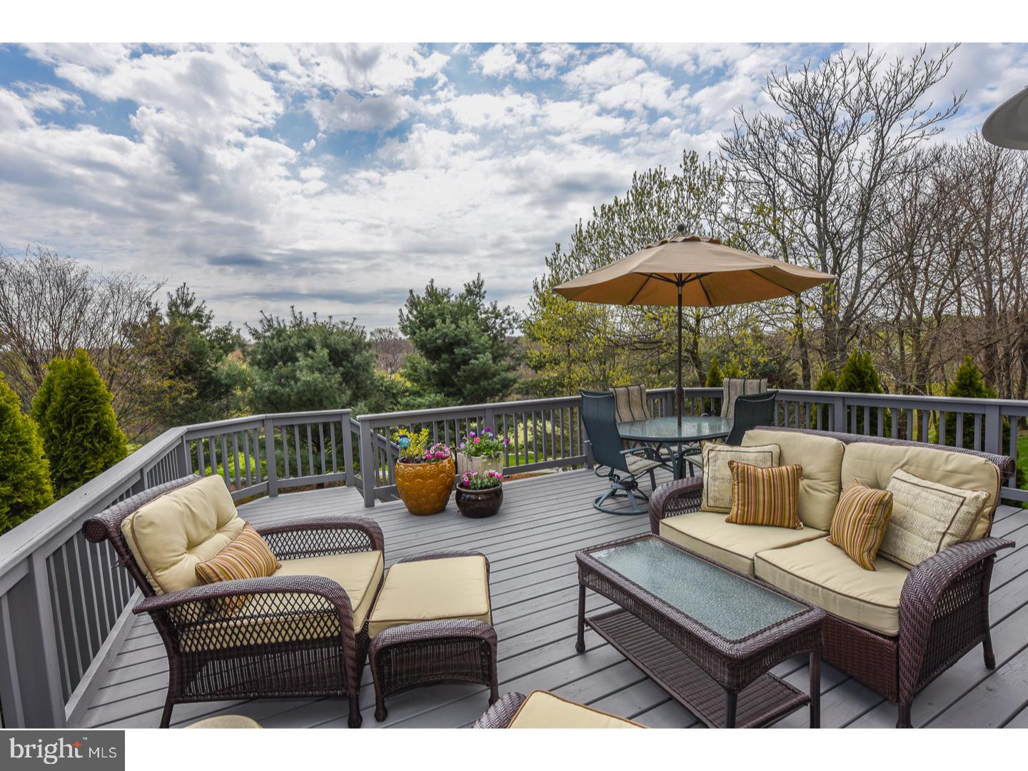 RIVERCREST - Residential