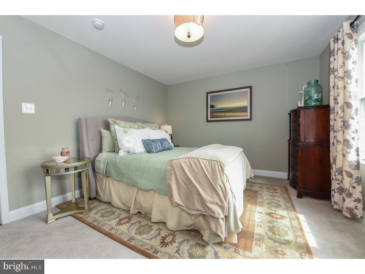 RIVERCREST - Residential