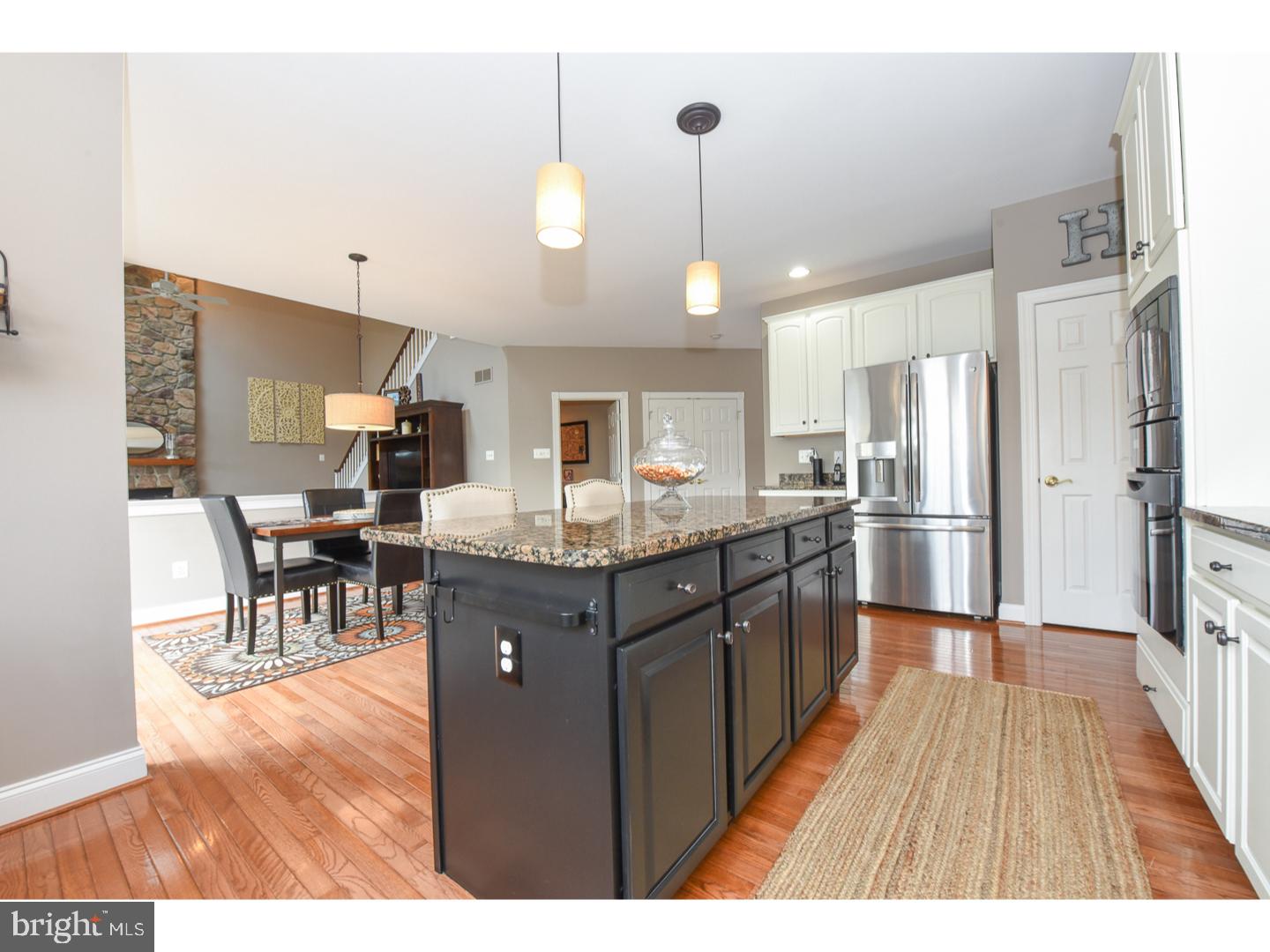 RIVERCREST - Residential