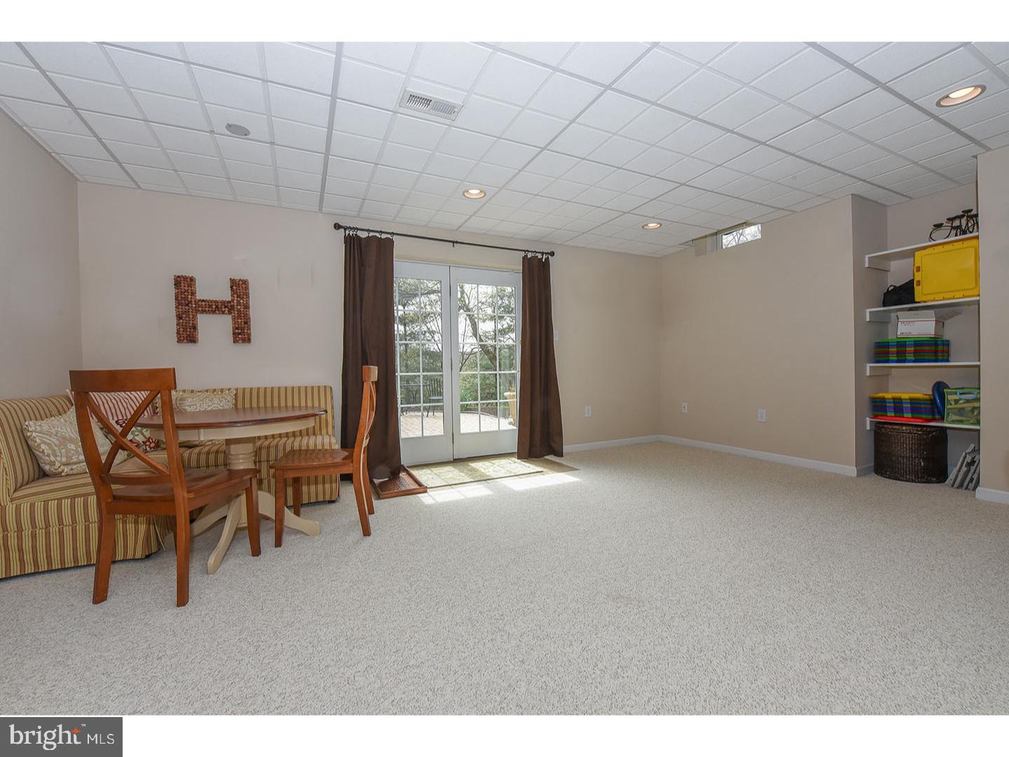 RIVERCREST - Residential