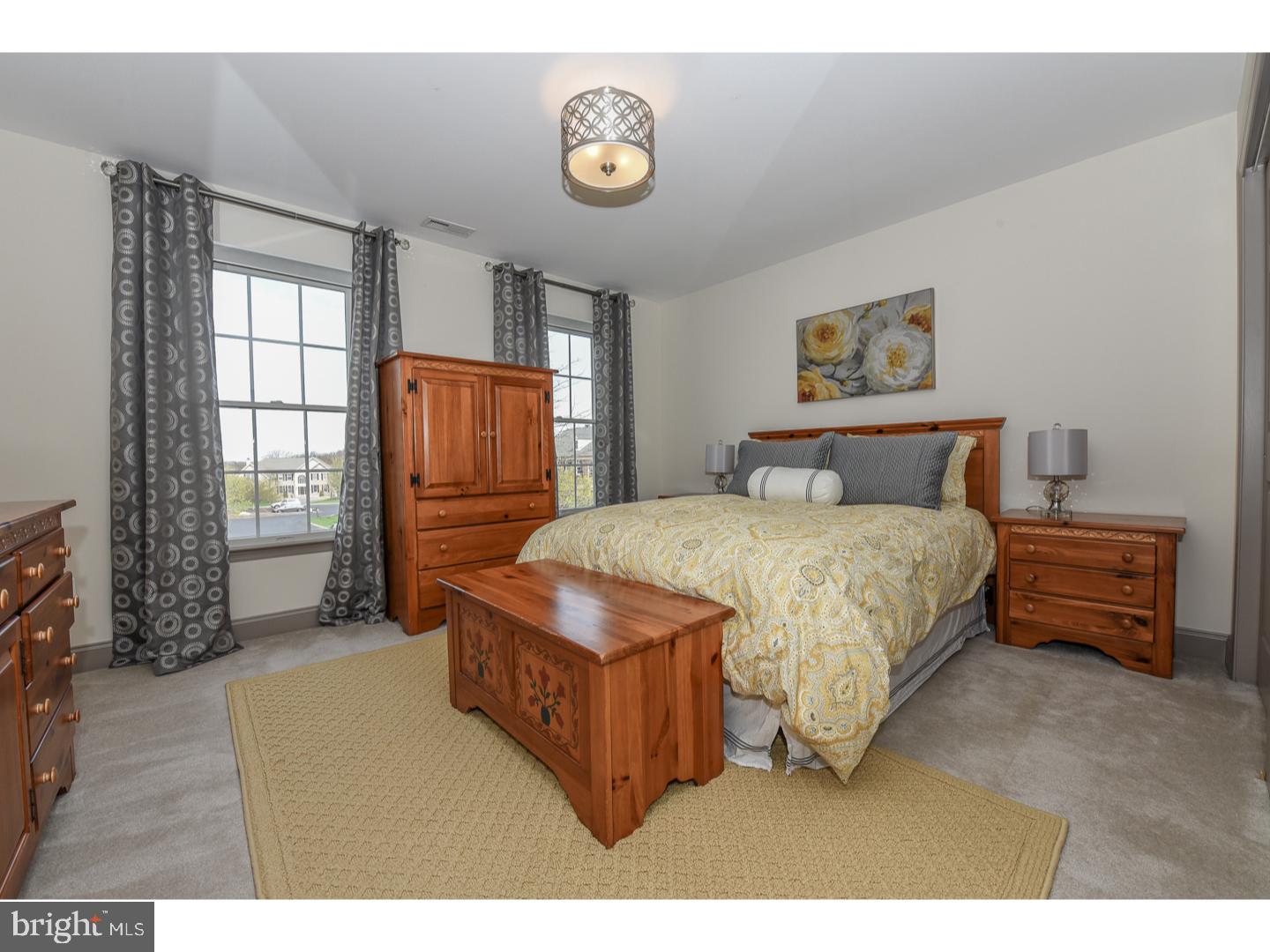 RIVERCREST - Residential