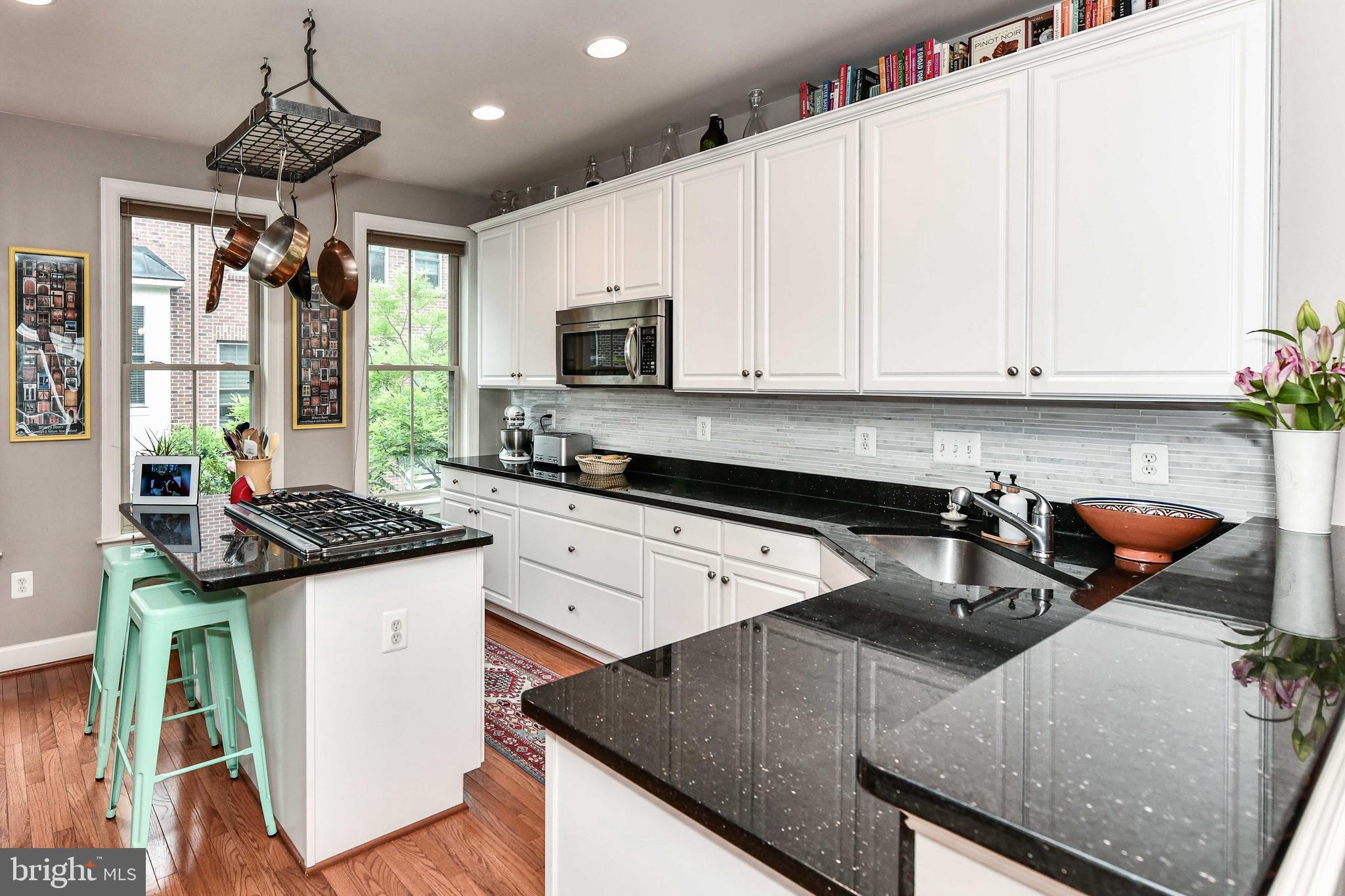 SHIRLINGTON CREST - Residential Lease