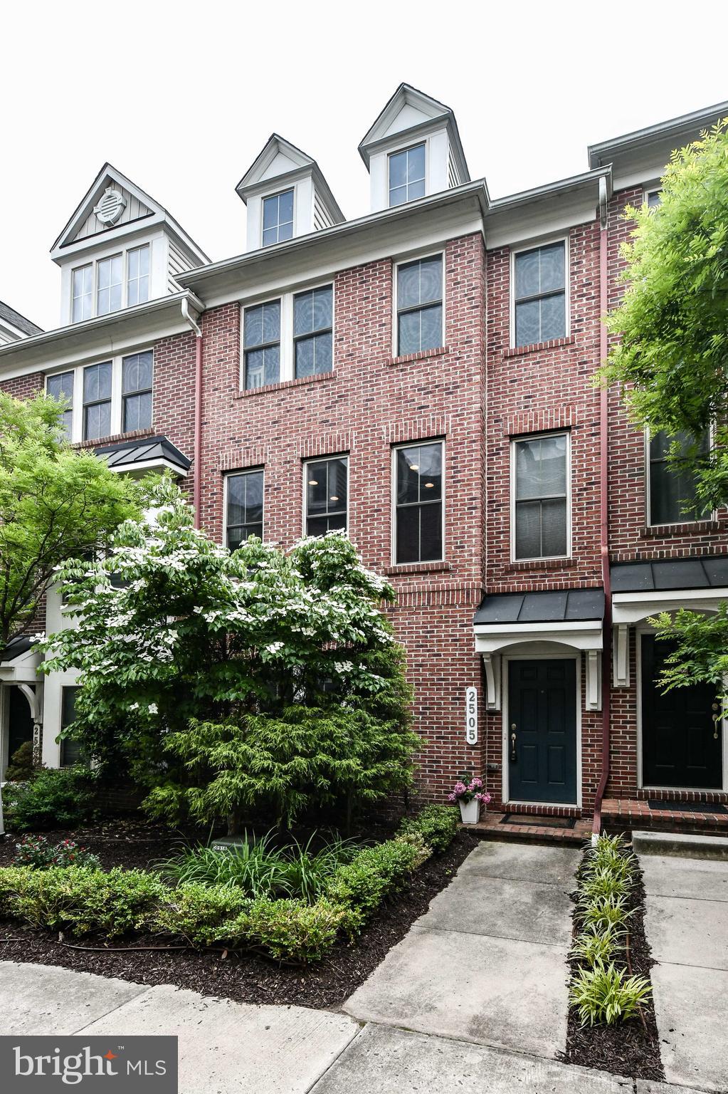 SHIRLINGTON CREST - Residential Lease