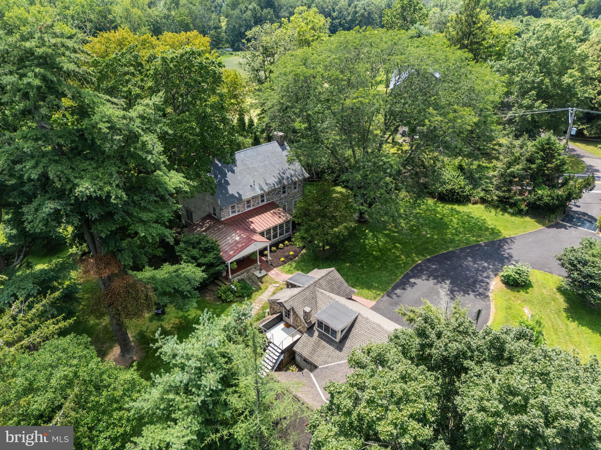 137 CALLOWHILL ROAD