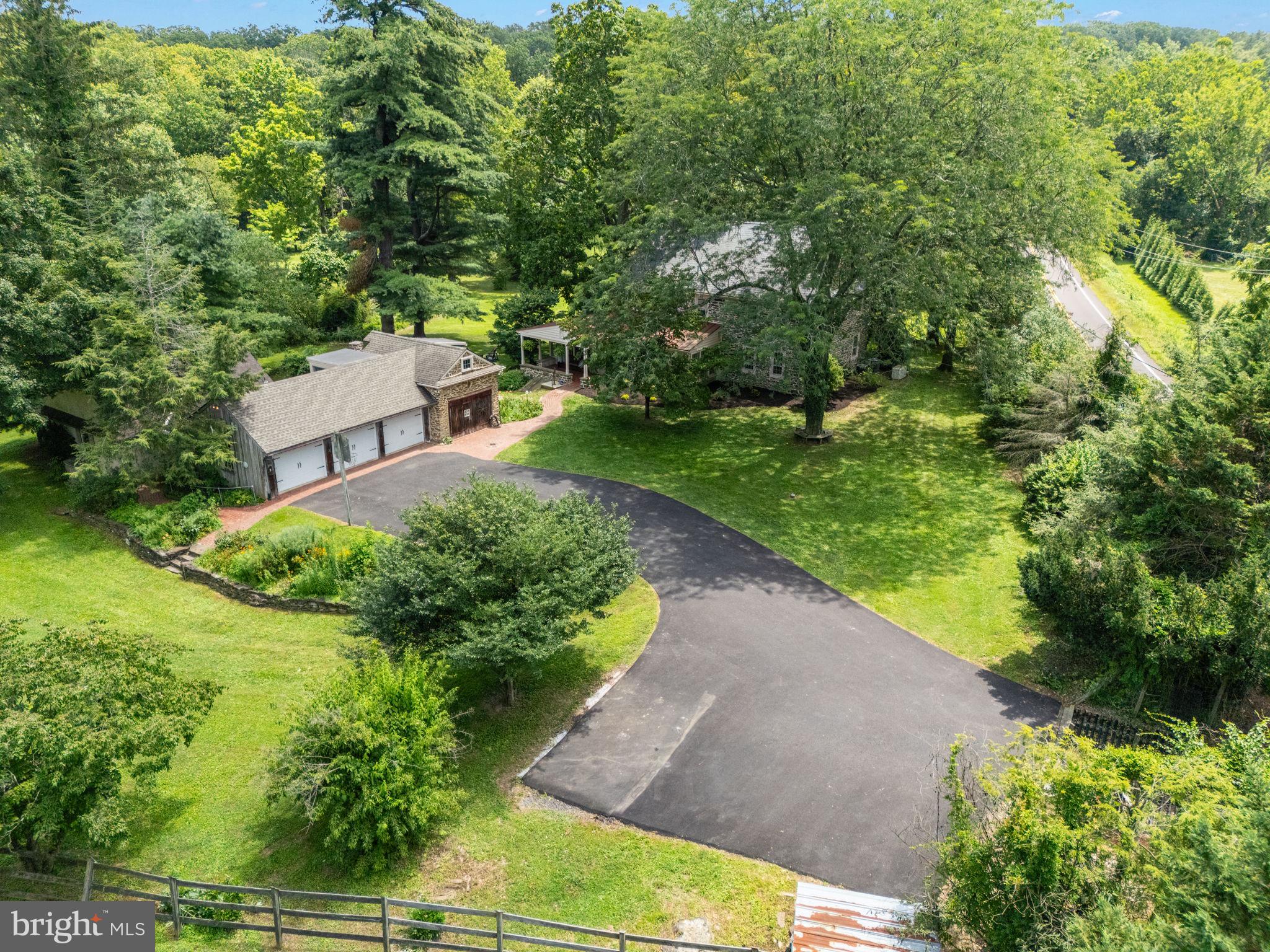 137 CALLOWHILL ROAD