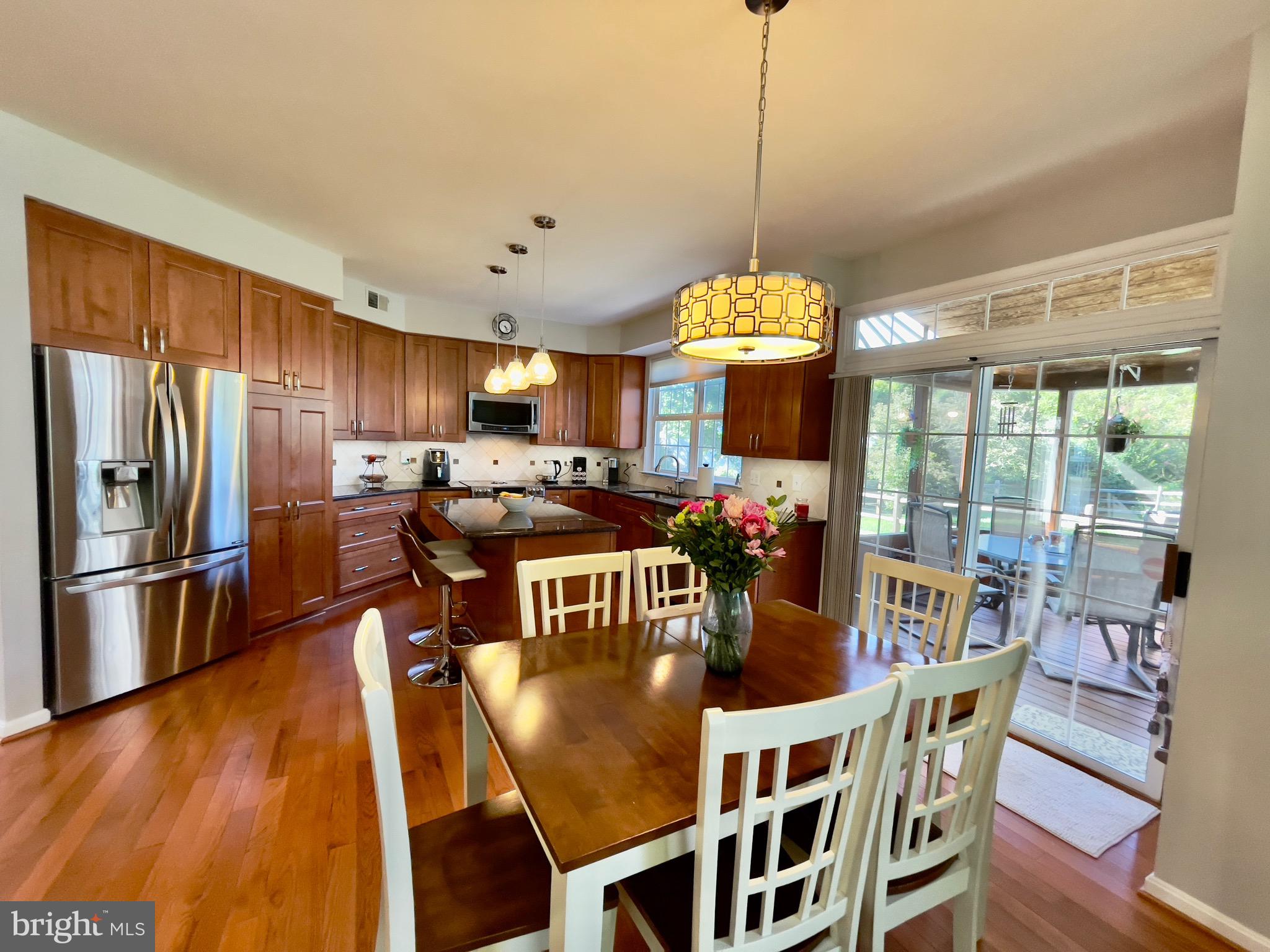 RIVER HILL - Residential