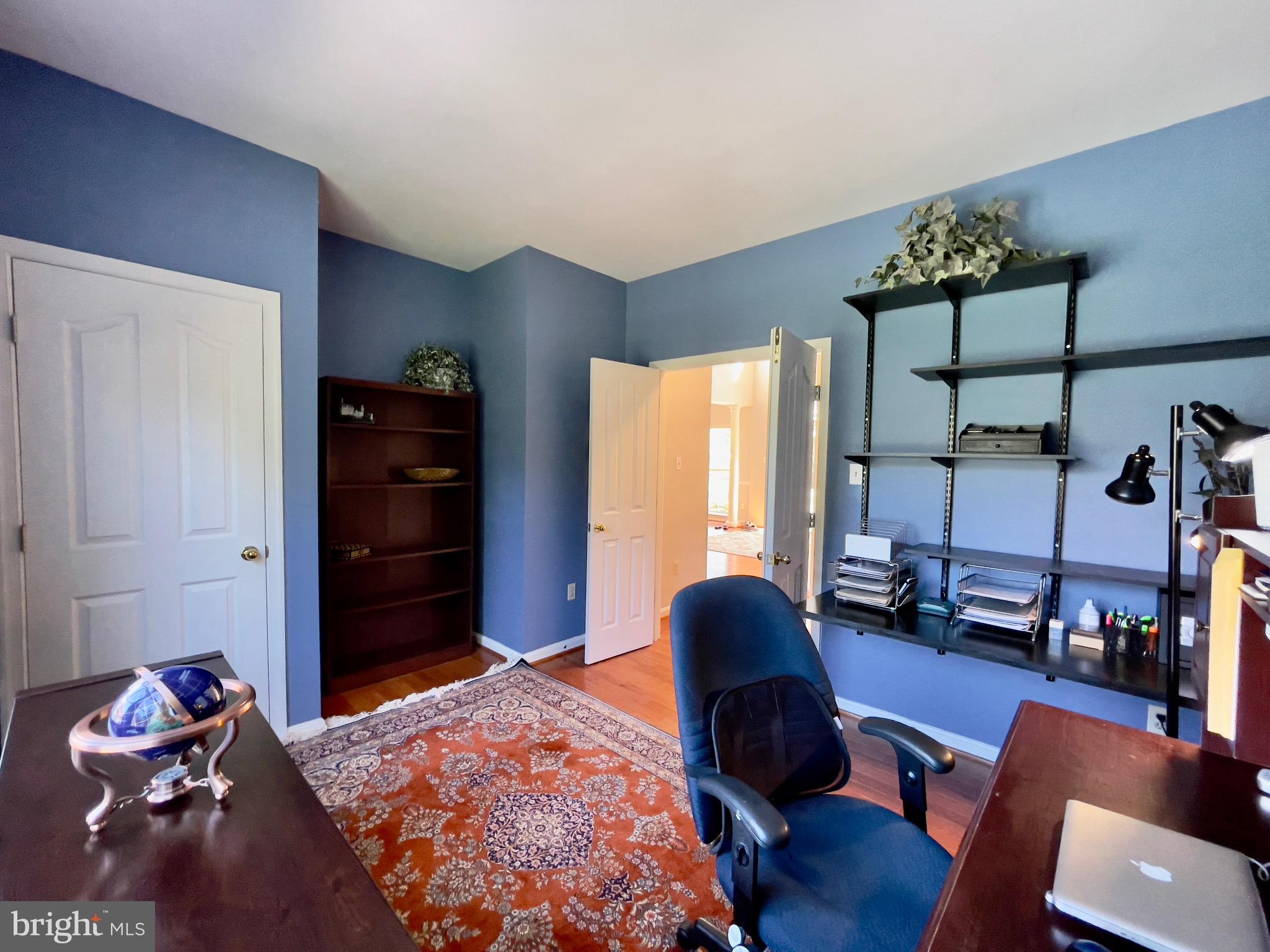 RIVER HILL - Residential