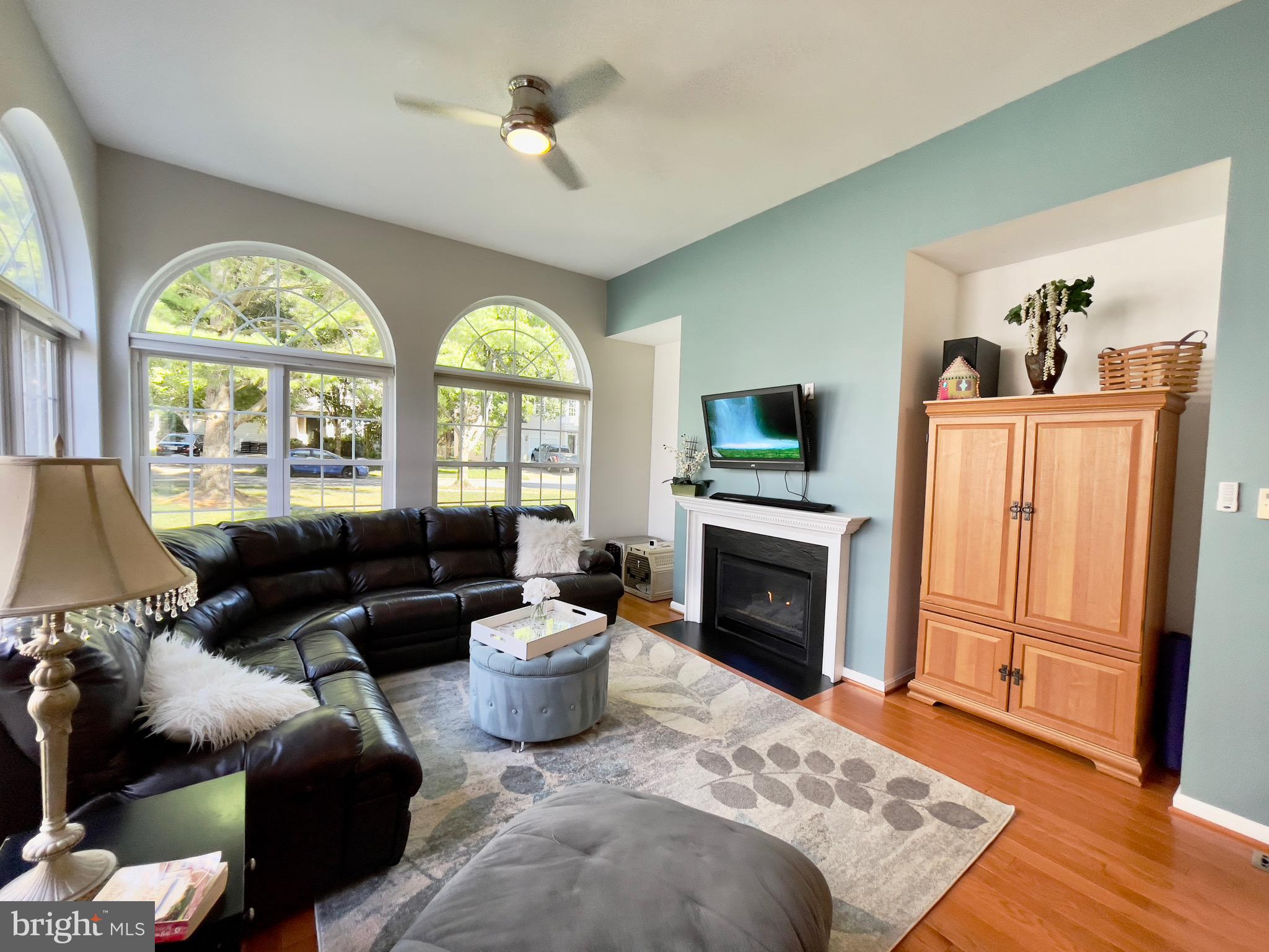 RIVER HILL - Residential