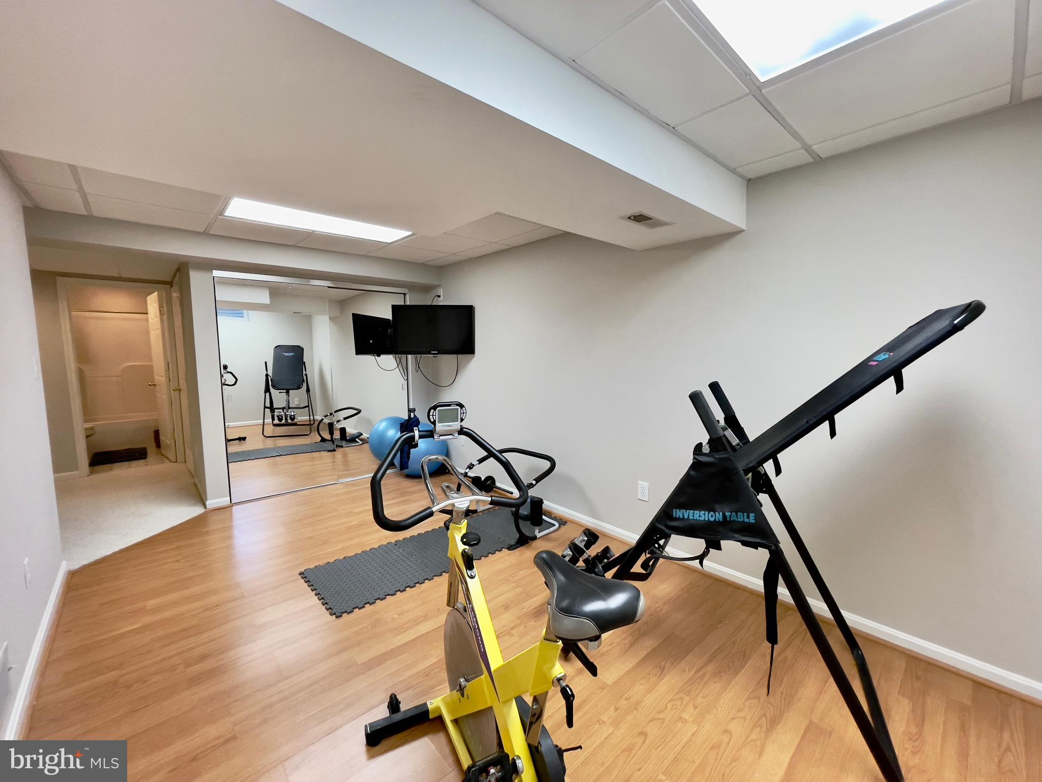 RIVER HILL - Residential