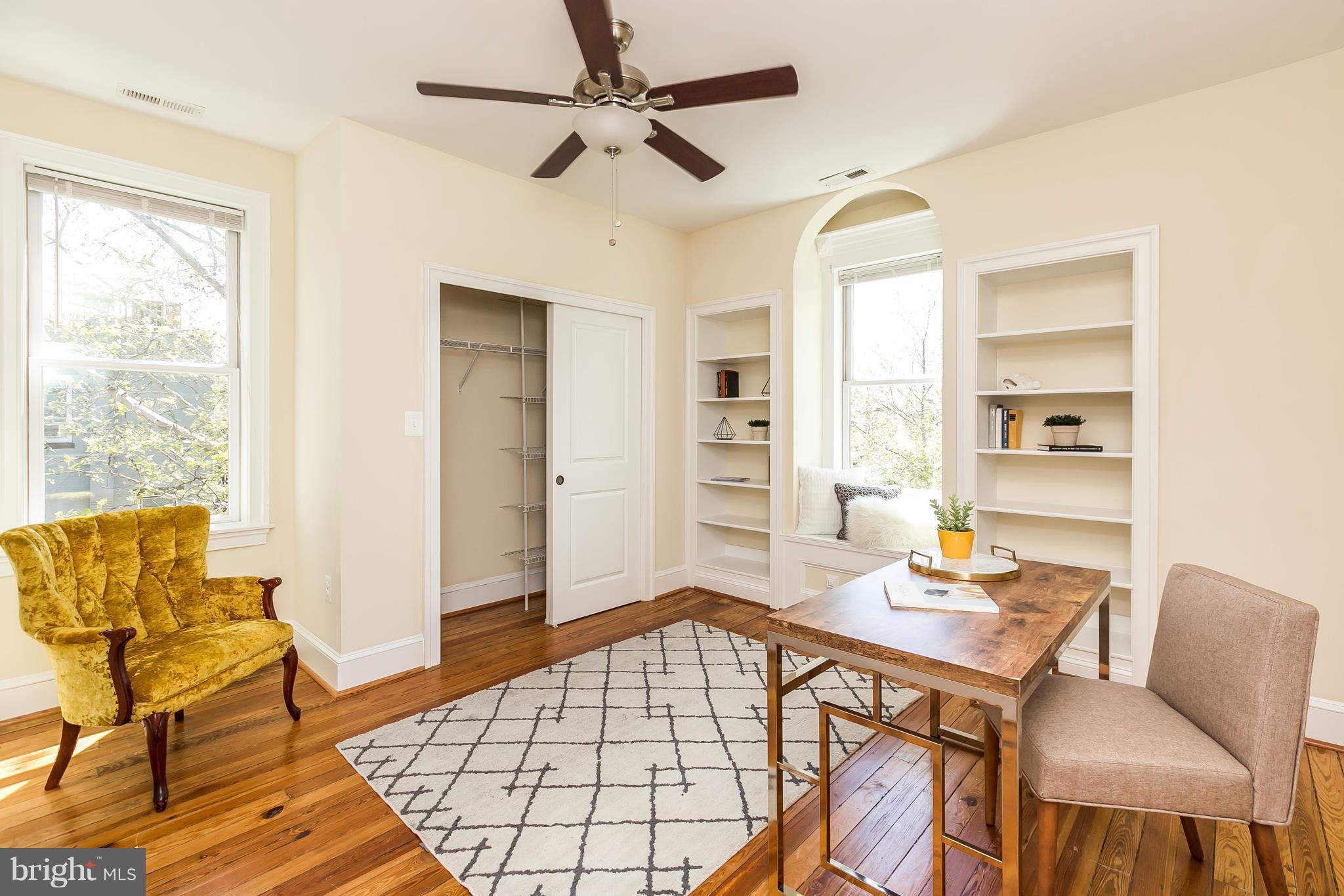 CHARLES VILLAGE - Residential