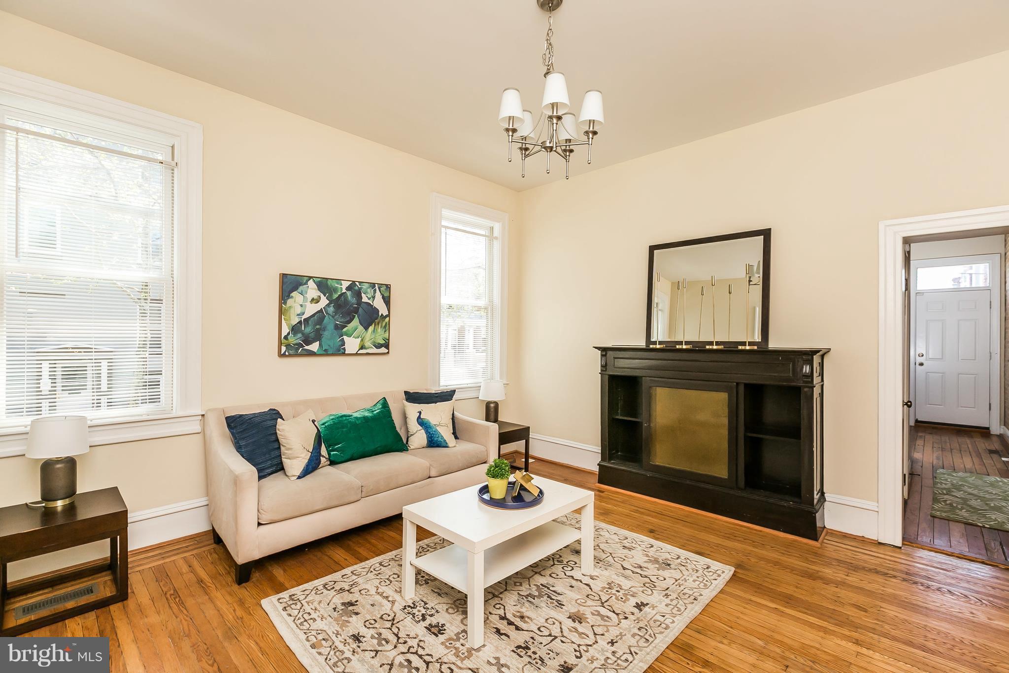 CHARLES VILLAGE - Residential