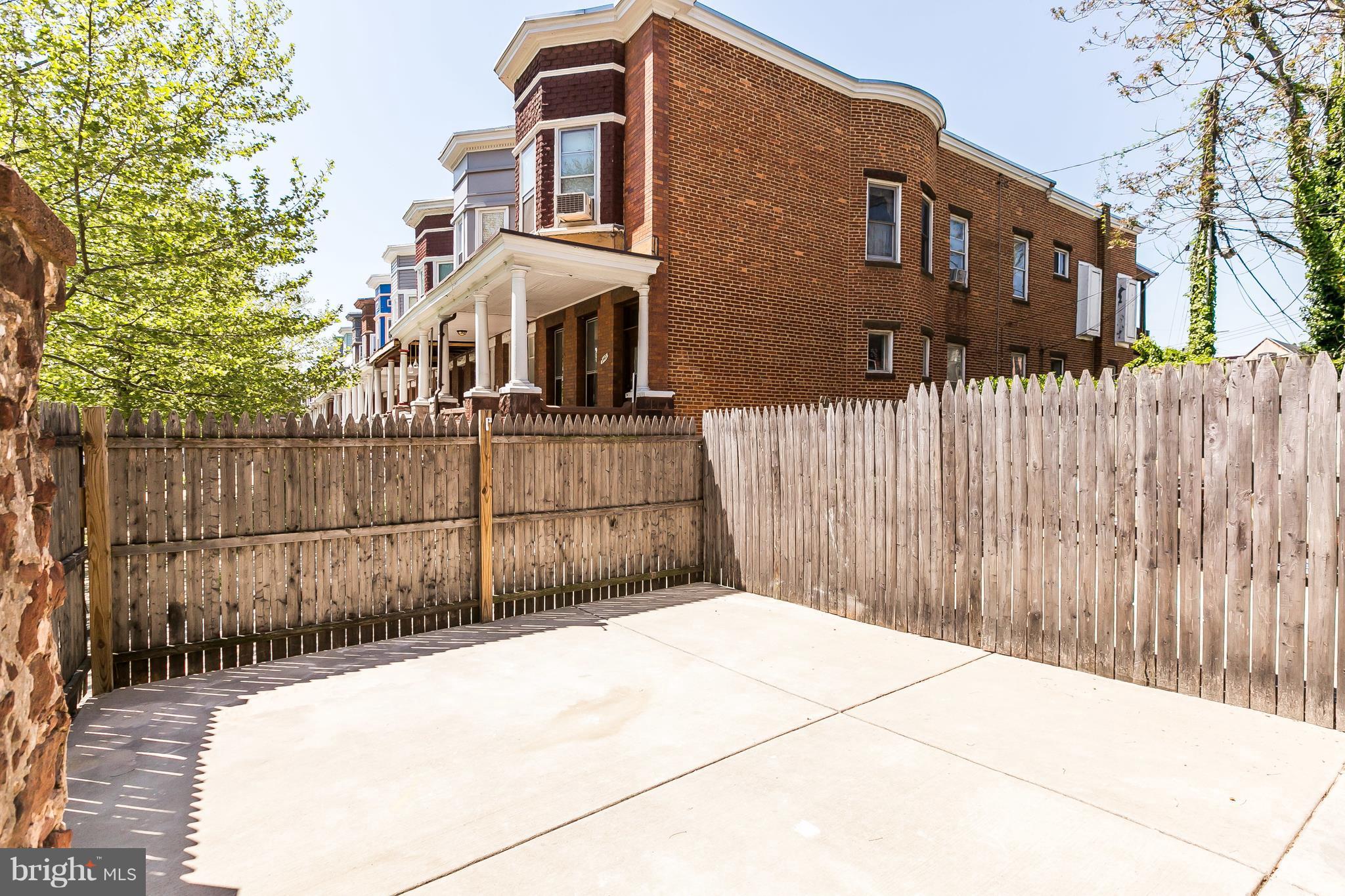 CHARLES VILLAGE - Residential