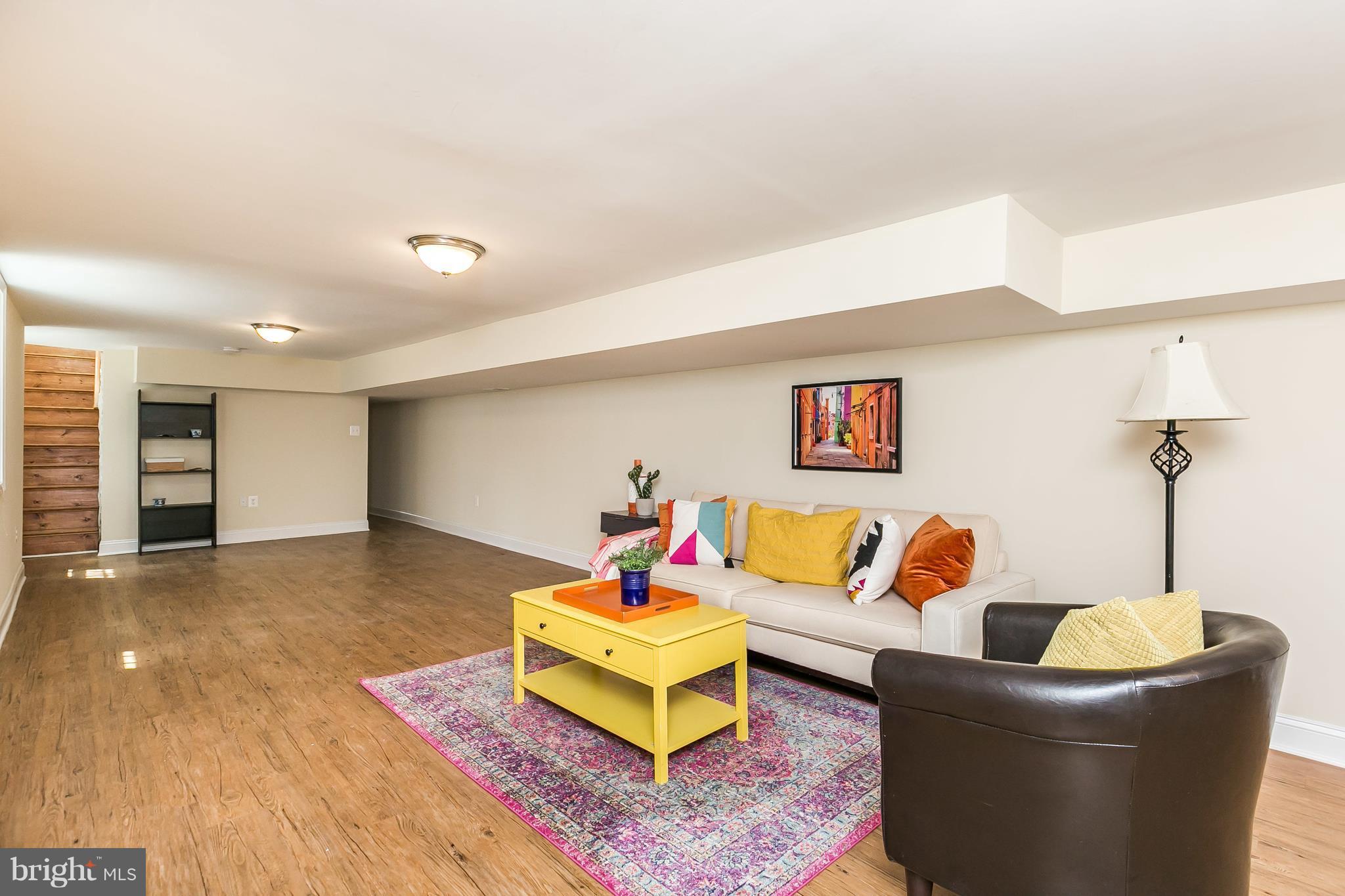 CHARLES VILLAGE - Residential